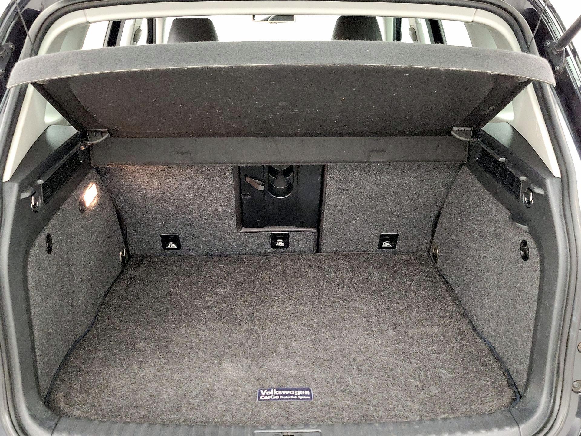 Thumbnail: 2017 Volkswagen Tiguan - 20