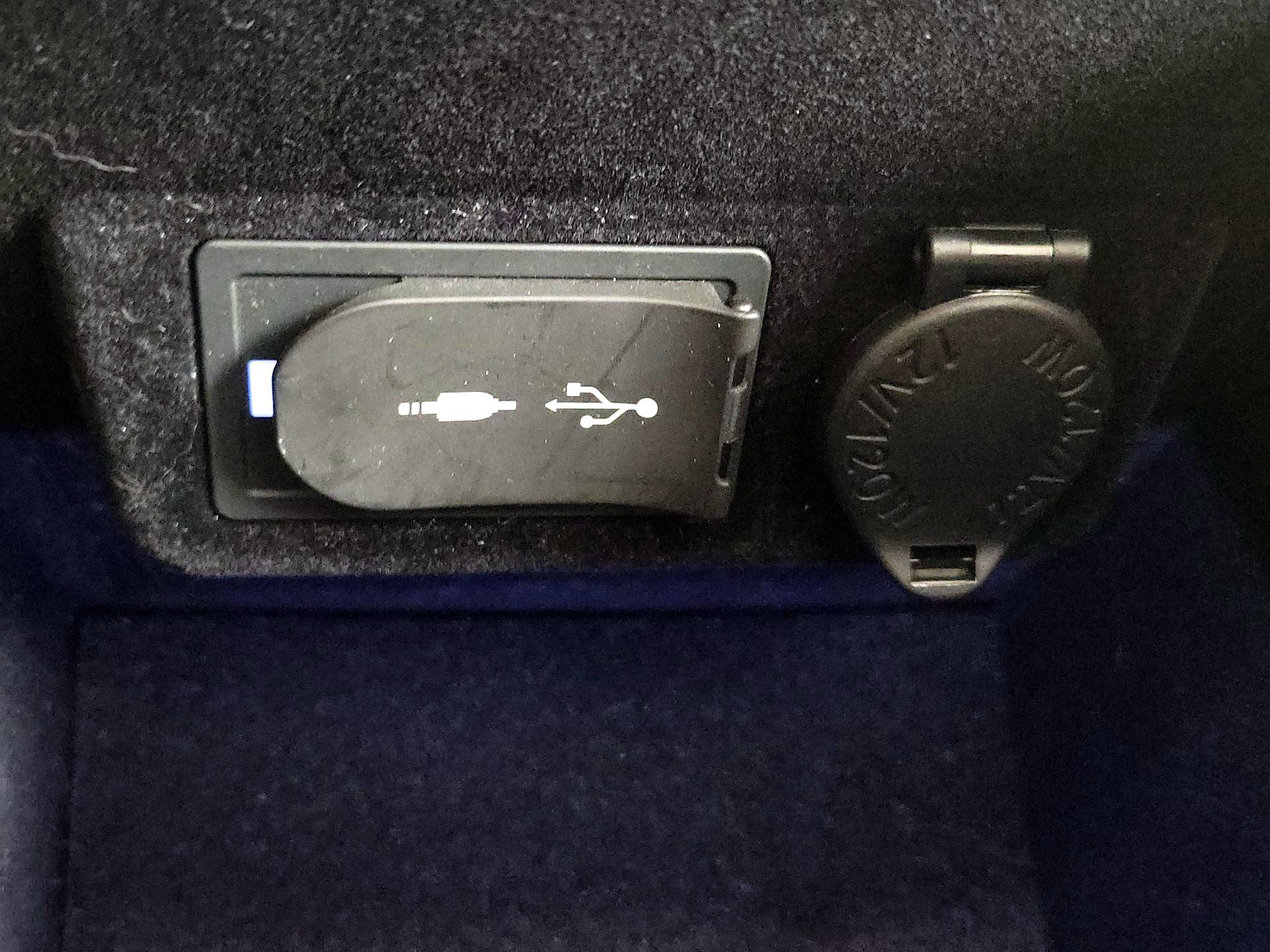 Thumbnail: 2015 Lexus NX - 19