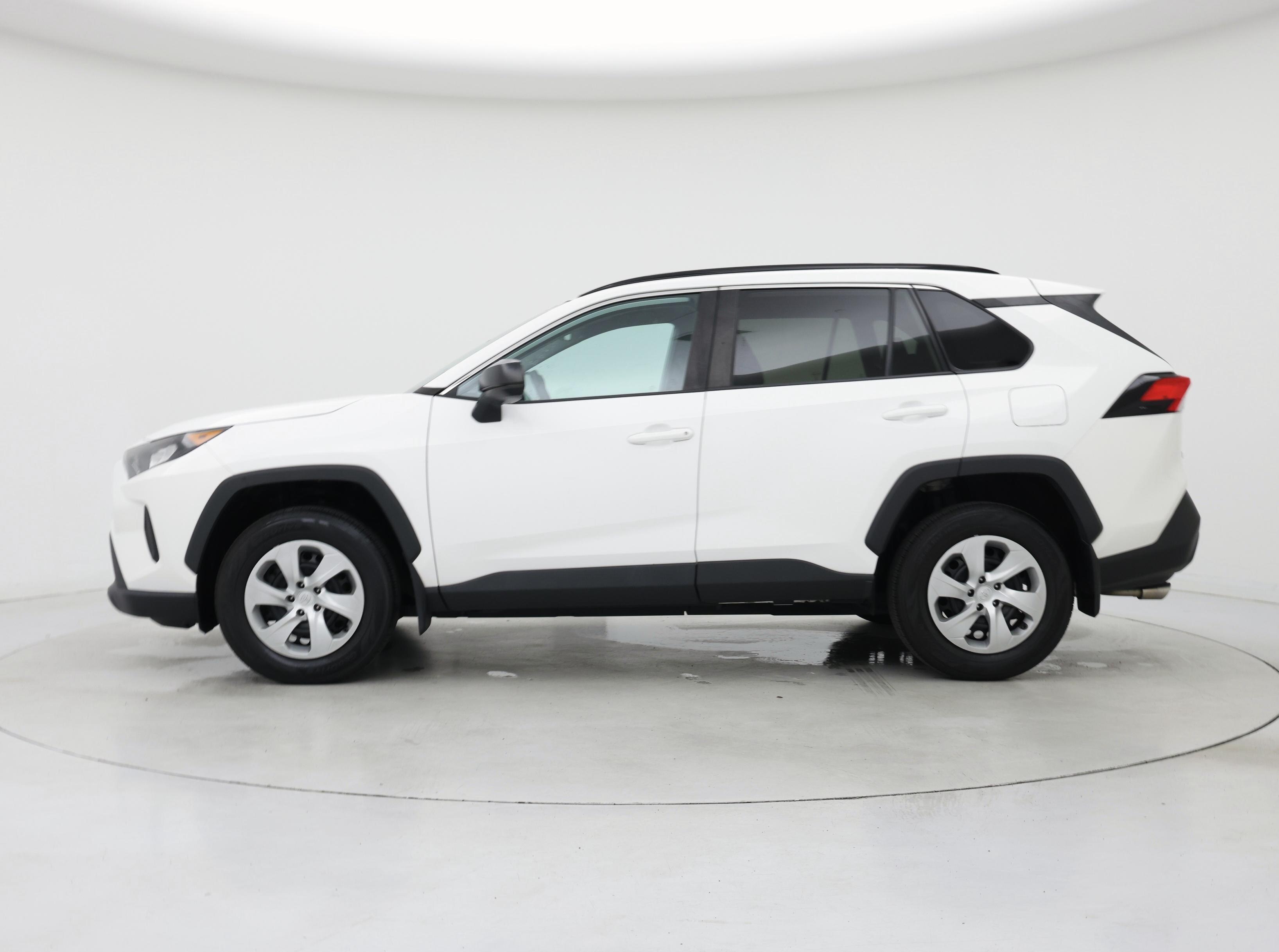 Thumbnail: 2020 Toyota RAV4 - 3