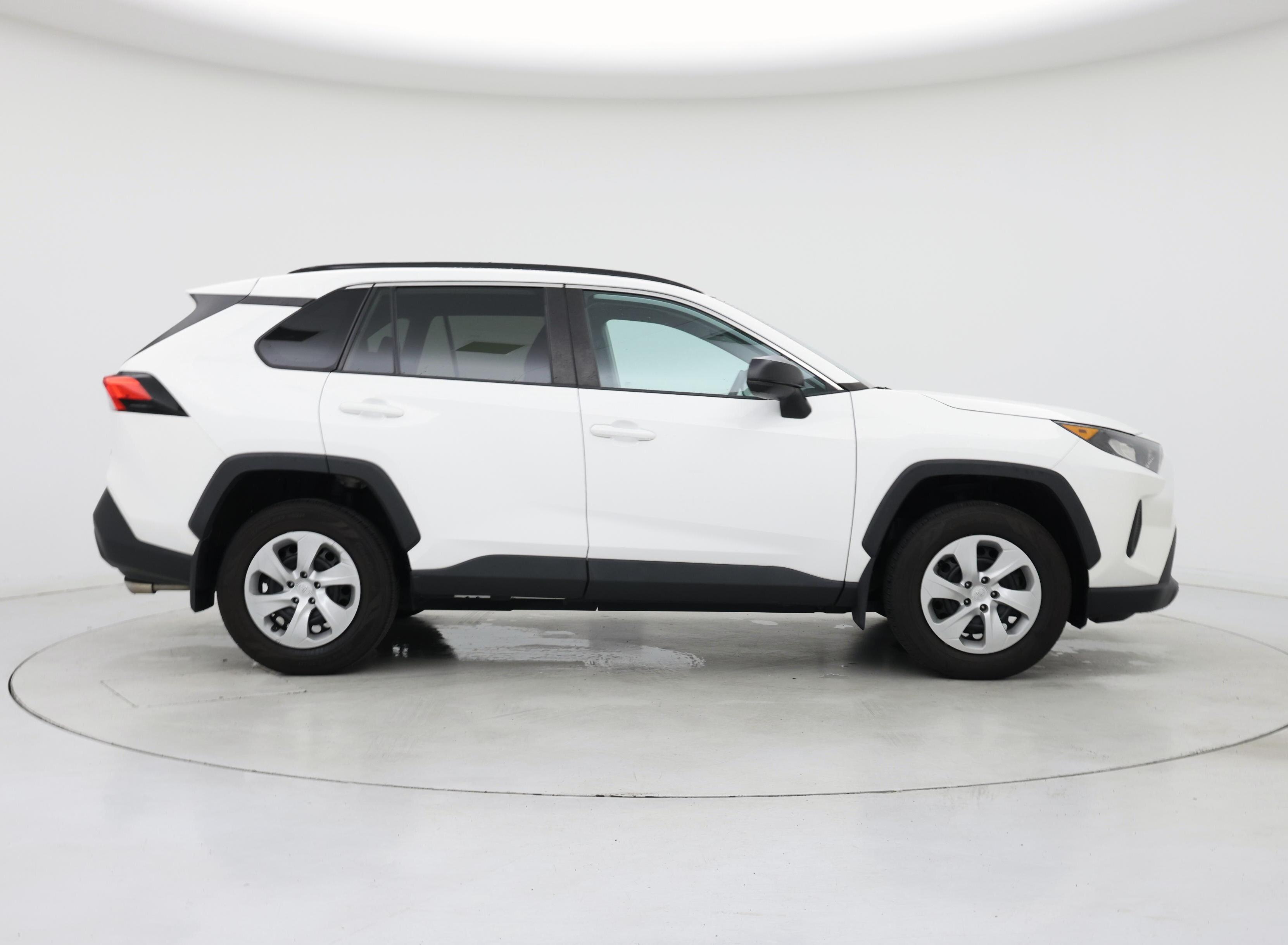 Thumbnail: 2020 Toyota RAV4 - 7