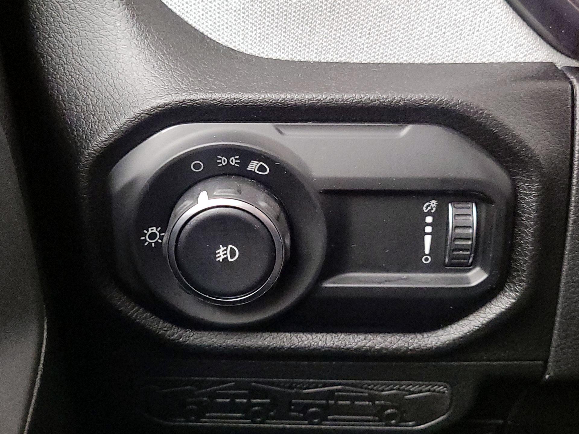 Thumbnail: 2025 Jeep Wrangler - 13