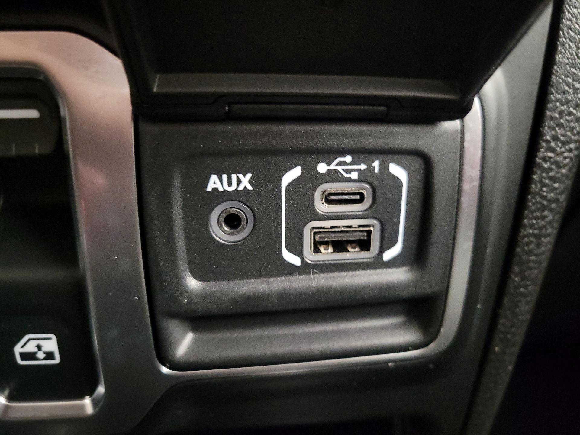 Thumbnail: 2025 Jeep Wrangler - 18