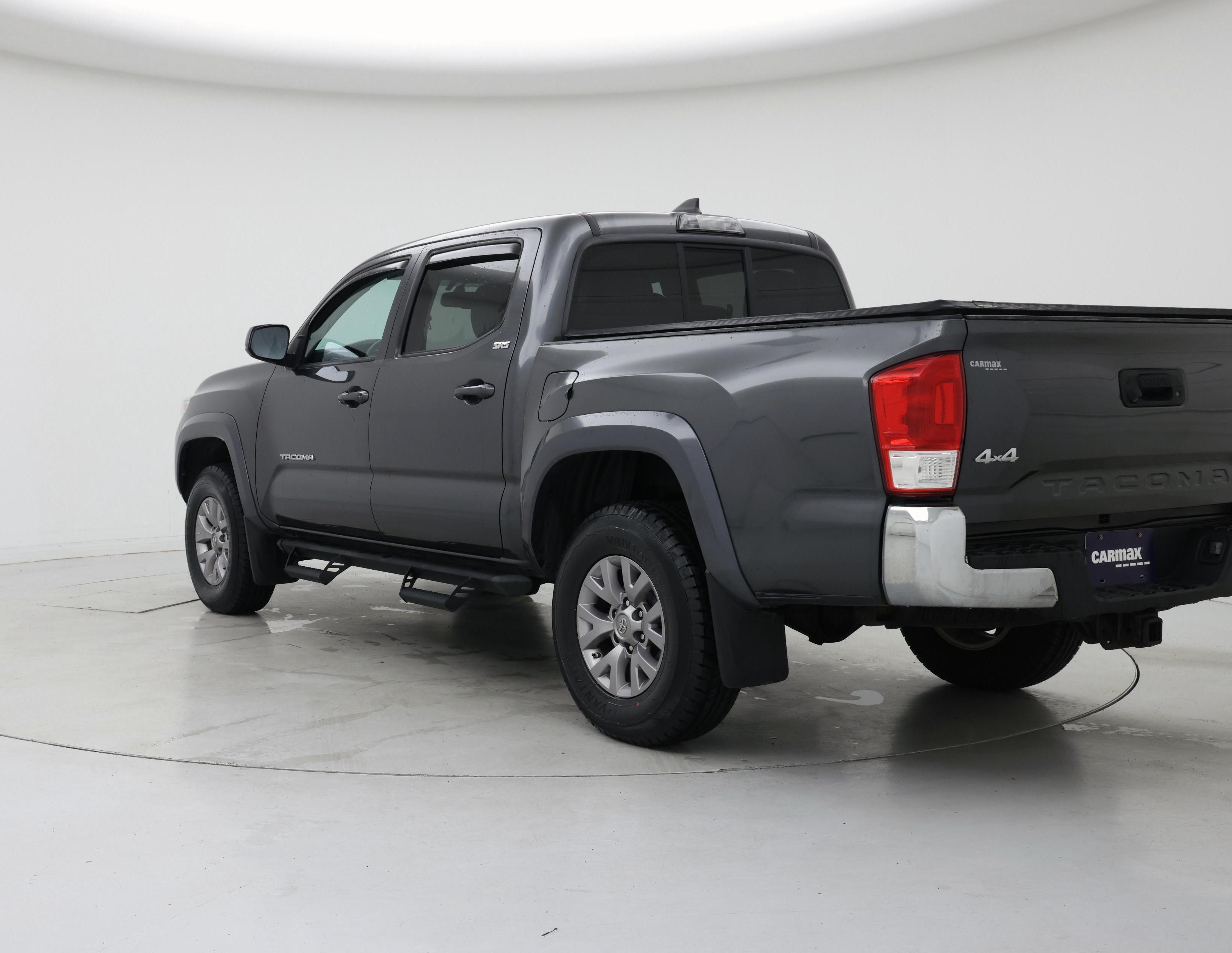 Thumbnail: 2017 Toyota Tacoma - 2