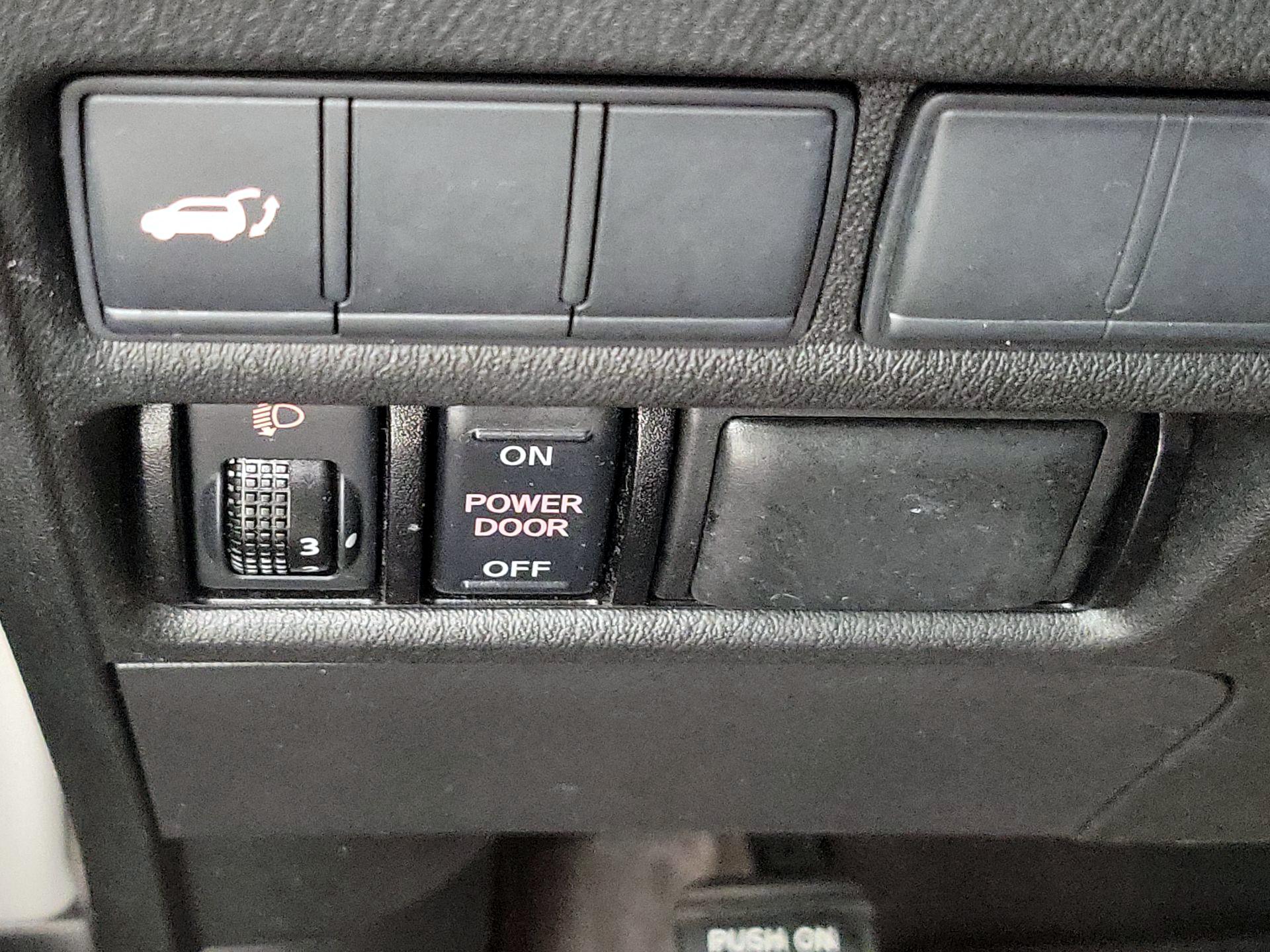 Thumbnail: 2018 Nissan Armada - 13