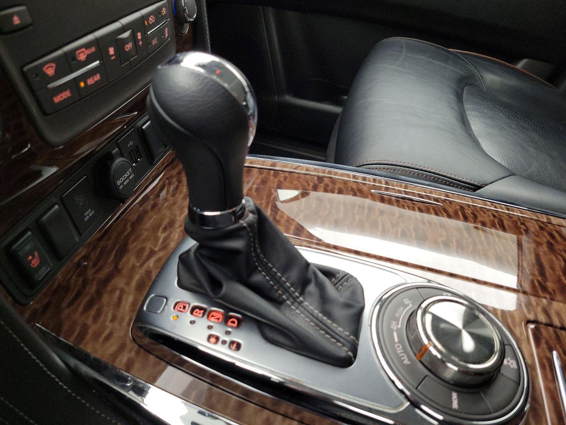 Thumbnail: 2018 Nissan Armada - 18