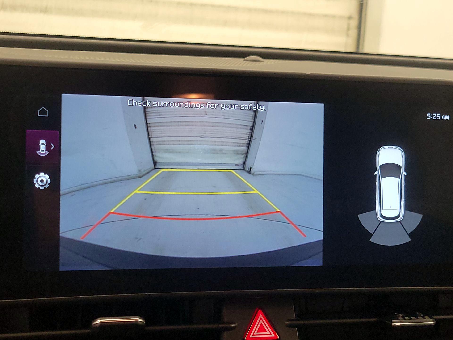 Thumbnail: 2023 Kia Sportage - 14