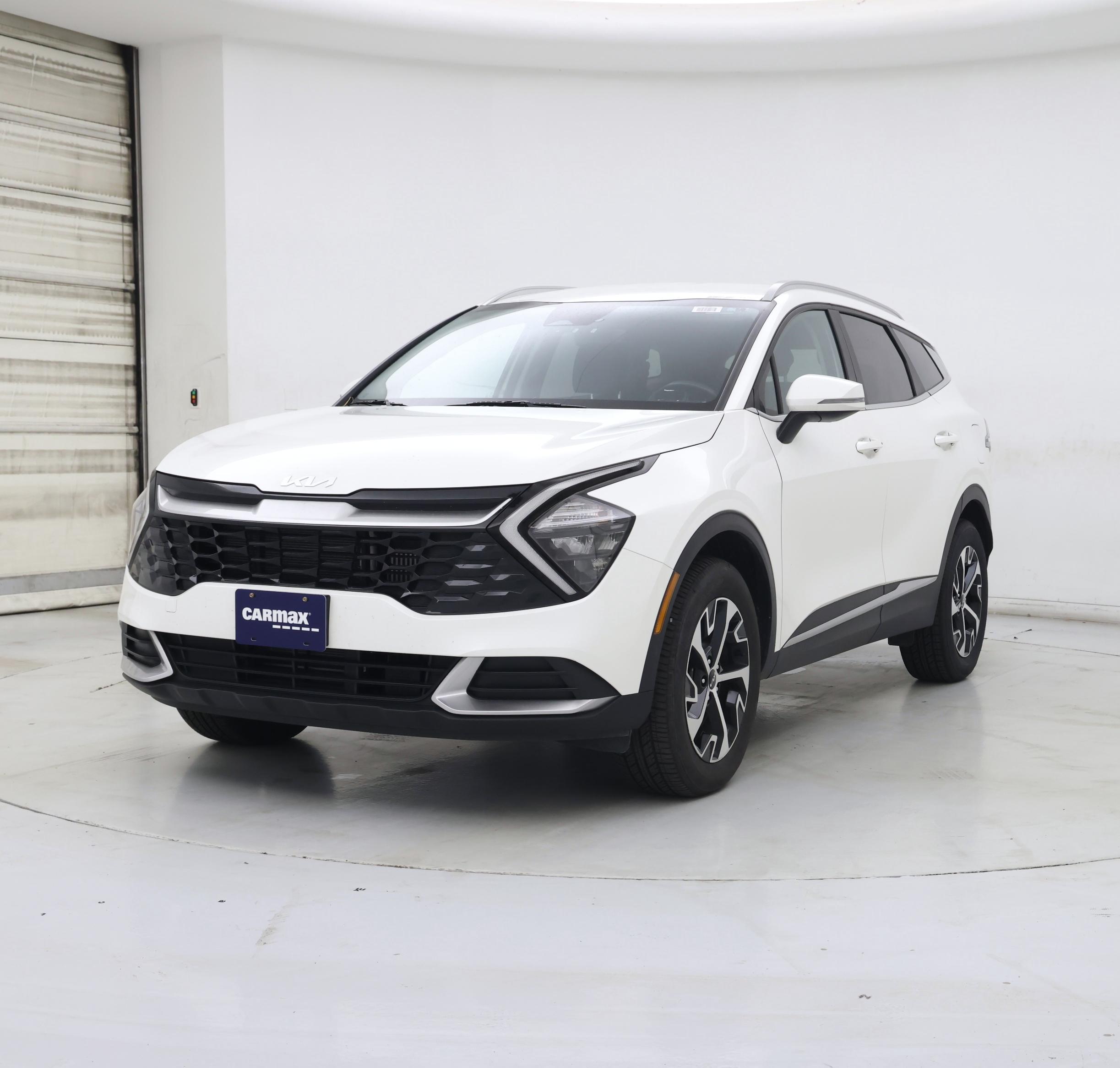 Thumbnail: 2023 Kia Sportage - 4