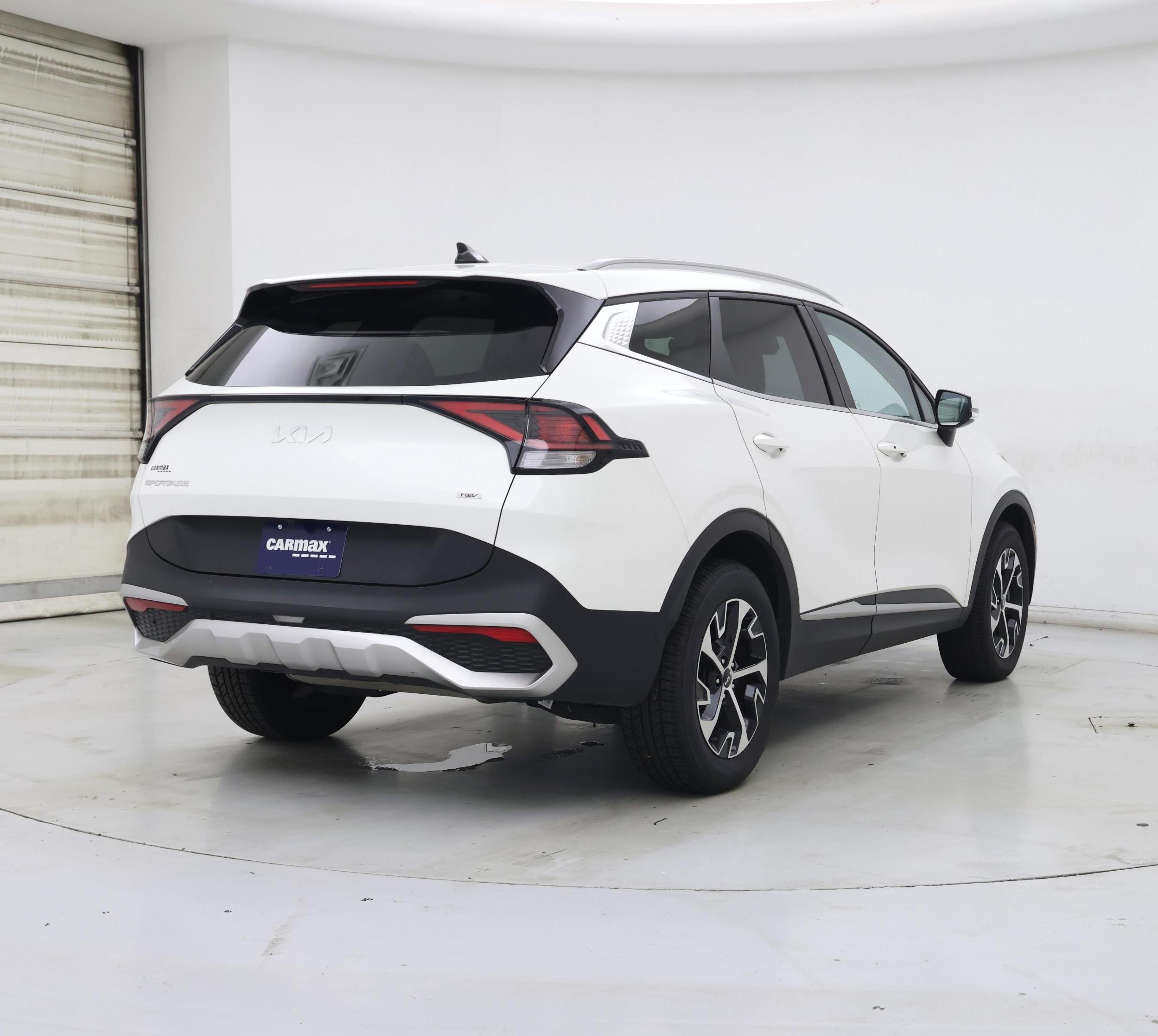 Thumbnail: 2023 Kia Sportage - 8