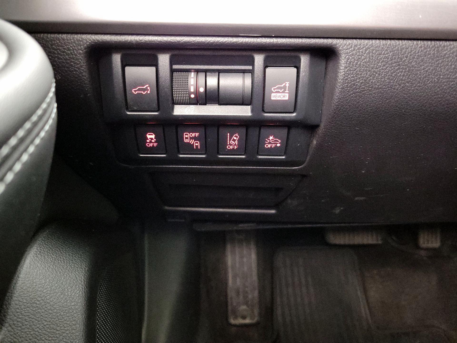 Thumbnail: 2018 Subaru Outback - 13