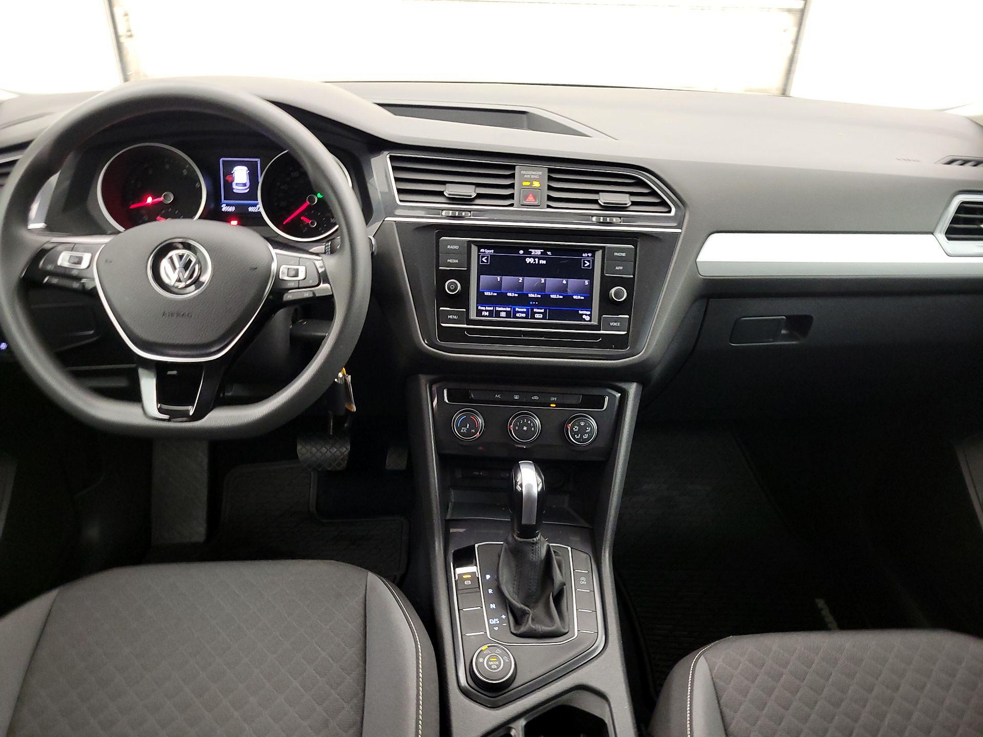 Thumbnail: 2021 Volkswagen Tiguan - 9