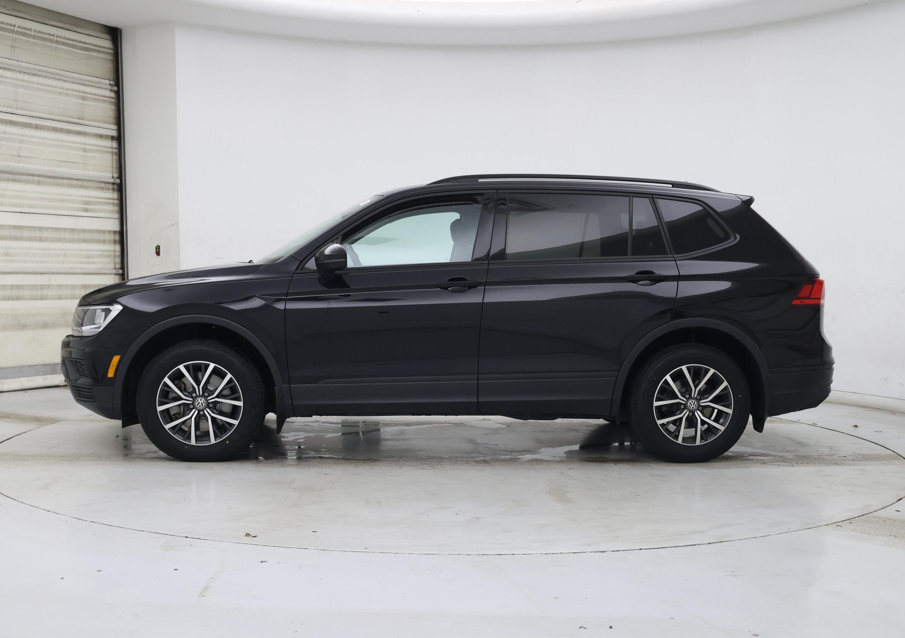 Thumbnail: 2021 Volkswagen Tiguan - 3