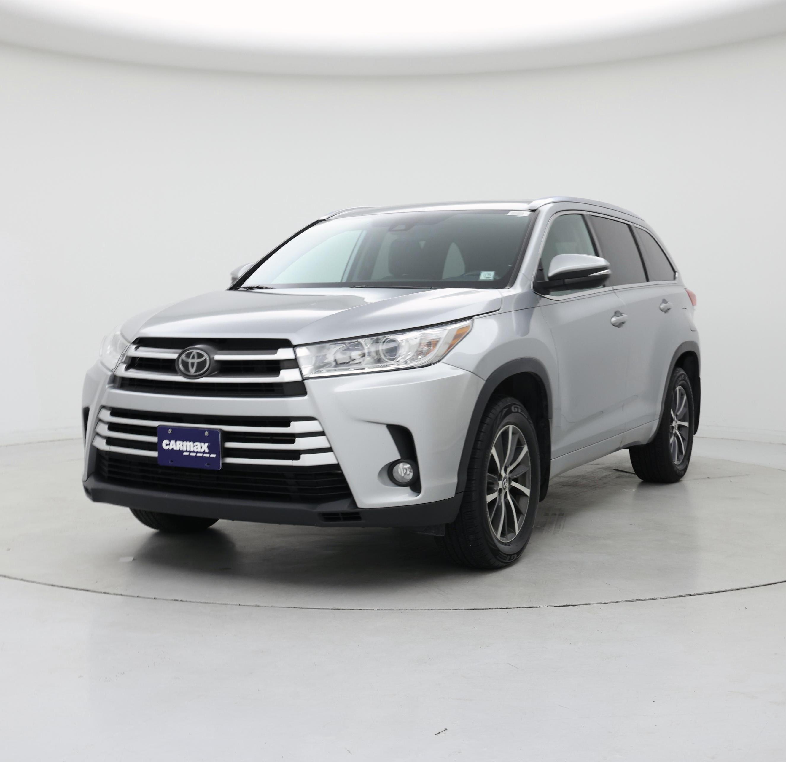 Thumbnail: 2018 Toyota Highlander - 4