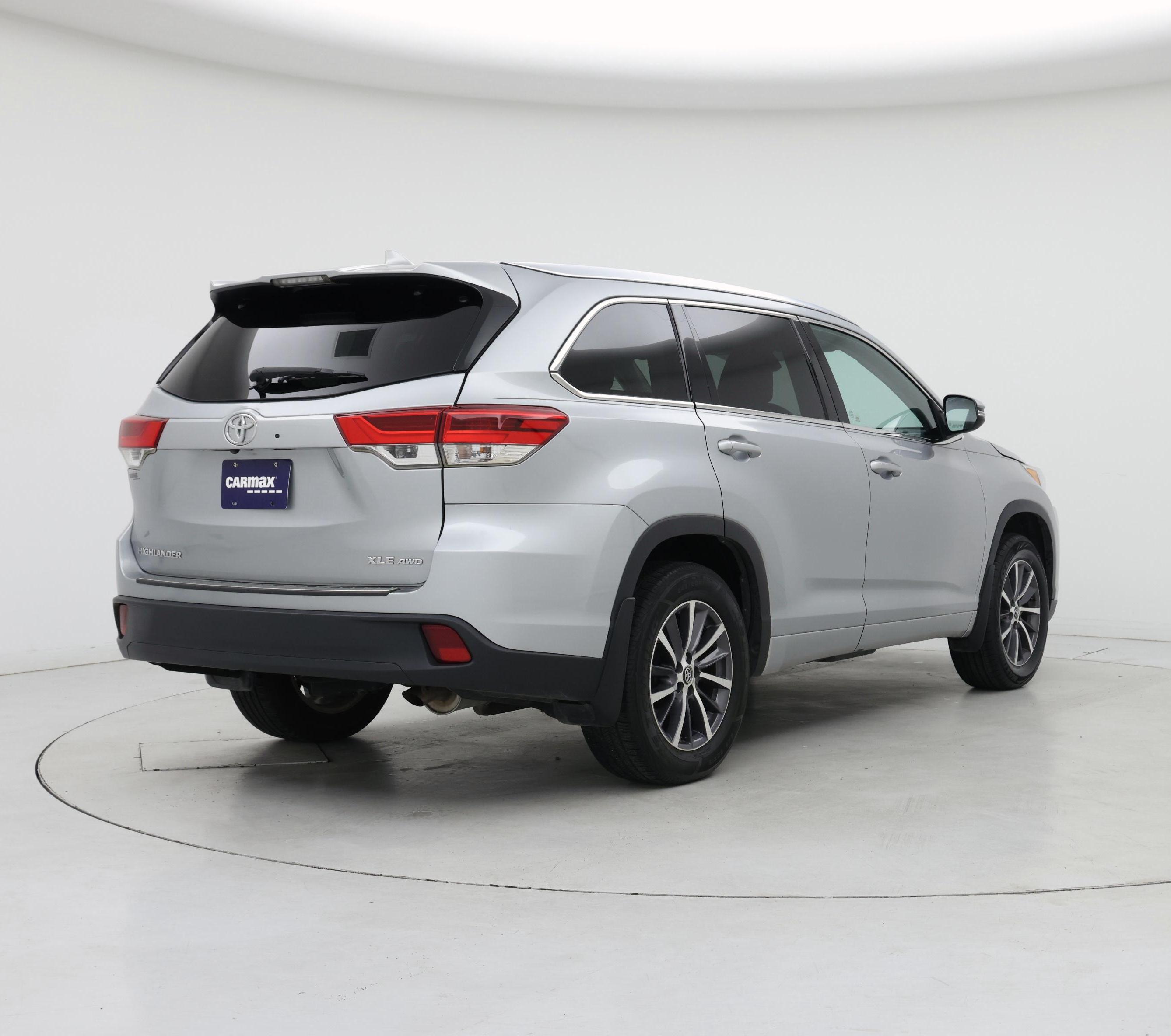 Thumbnail: 2018 Toyota Highlander - 8
