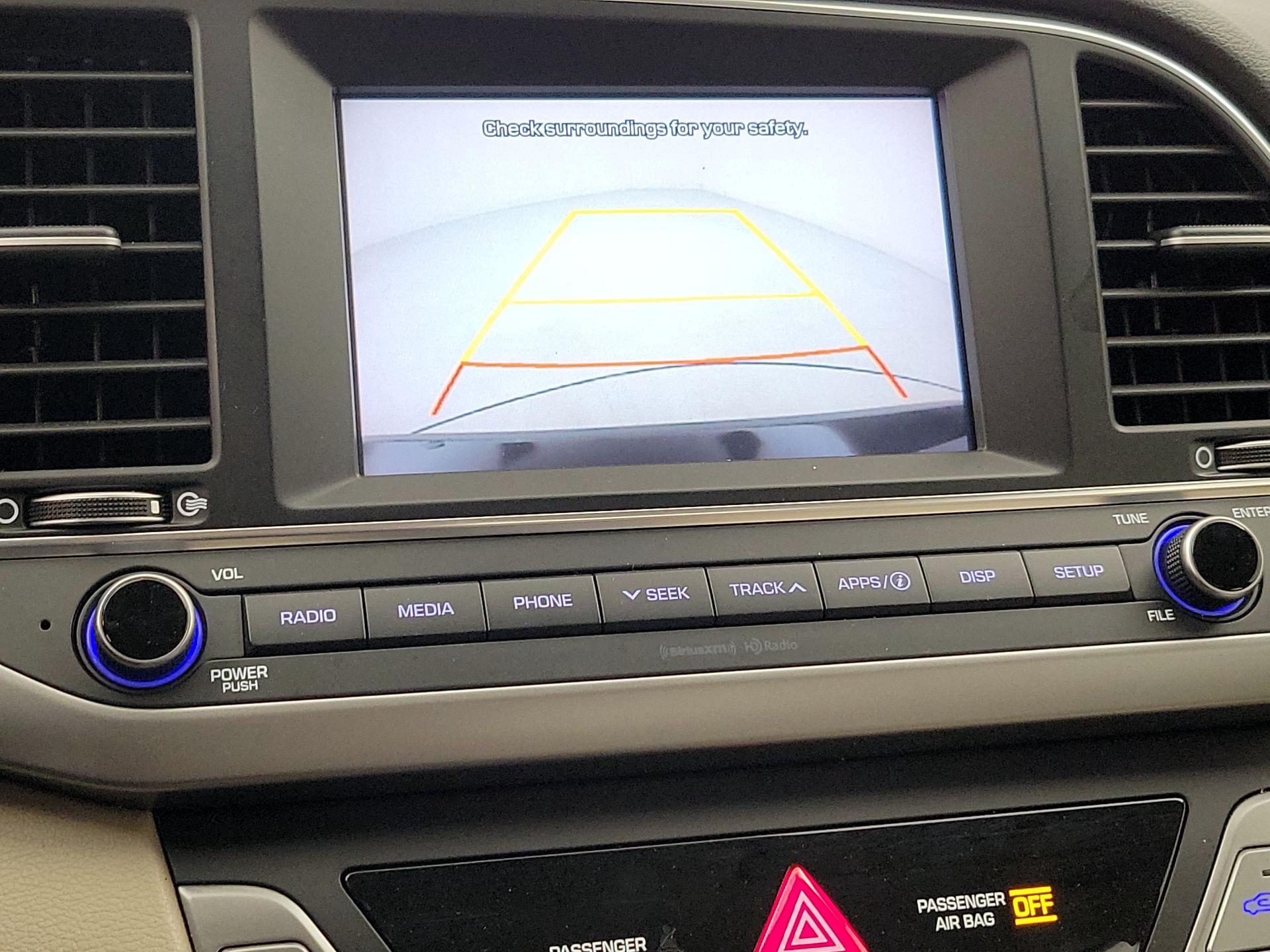 Thumbnail: 2018 Hyundai Elantra - 14