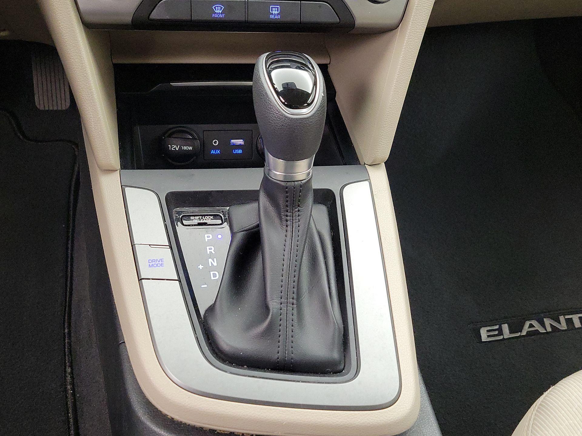 Thumbnail: 2018 Hyundai Elantra - 17