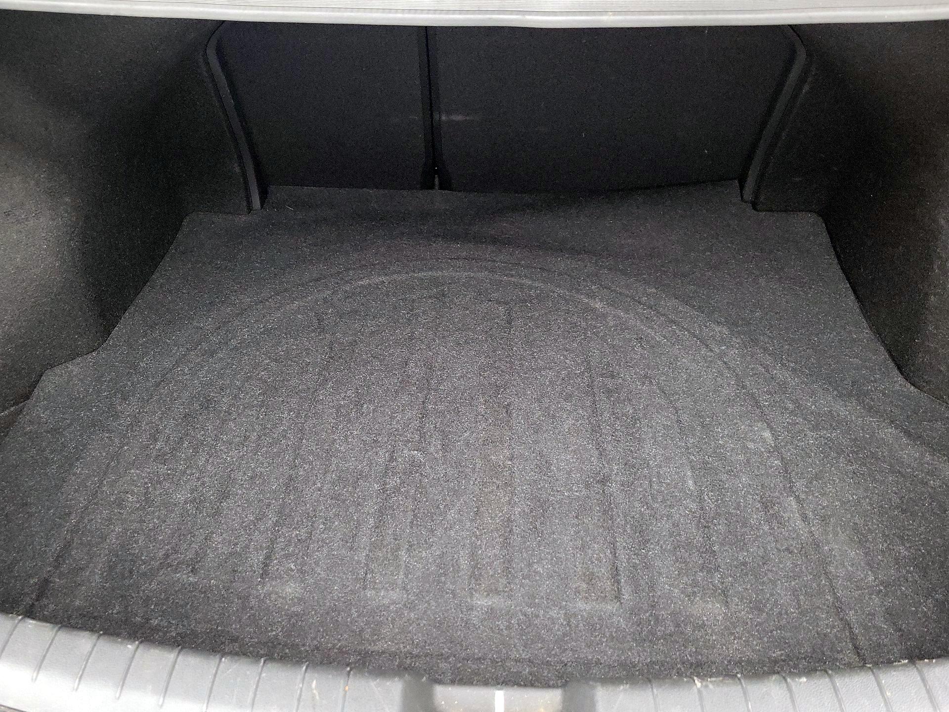 Thumbnail: 2018 Hyundai Elantra - 20