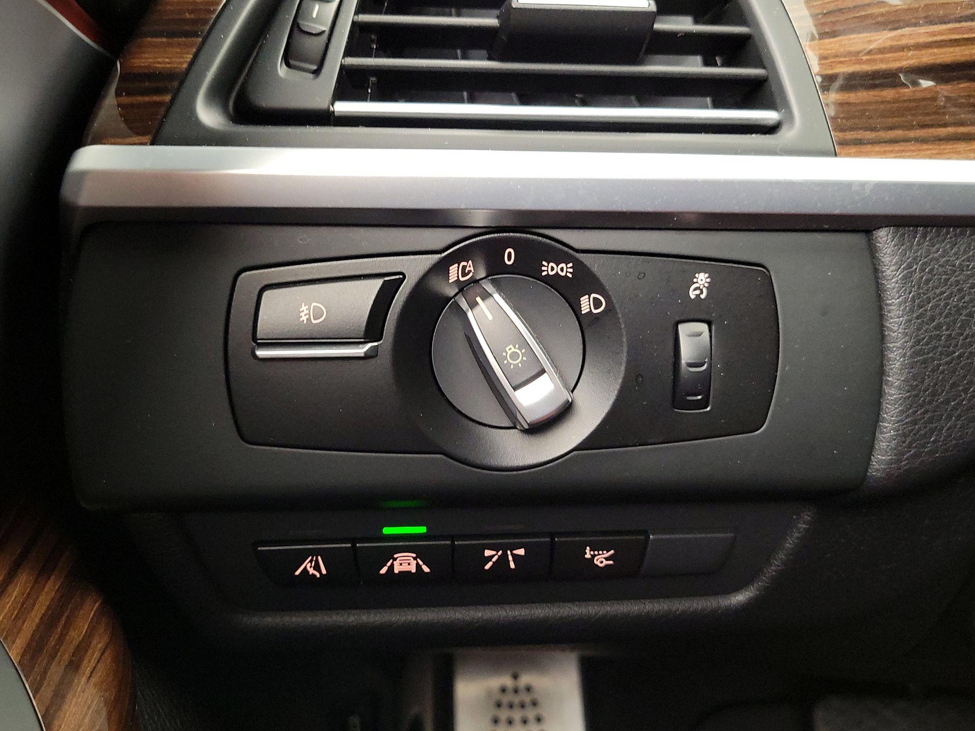 Thumbnail: 2017 BMW 6 Series - 13