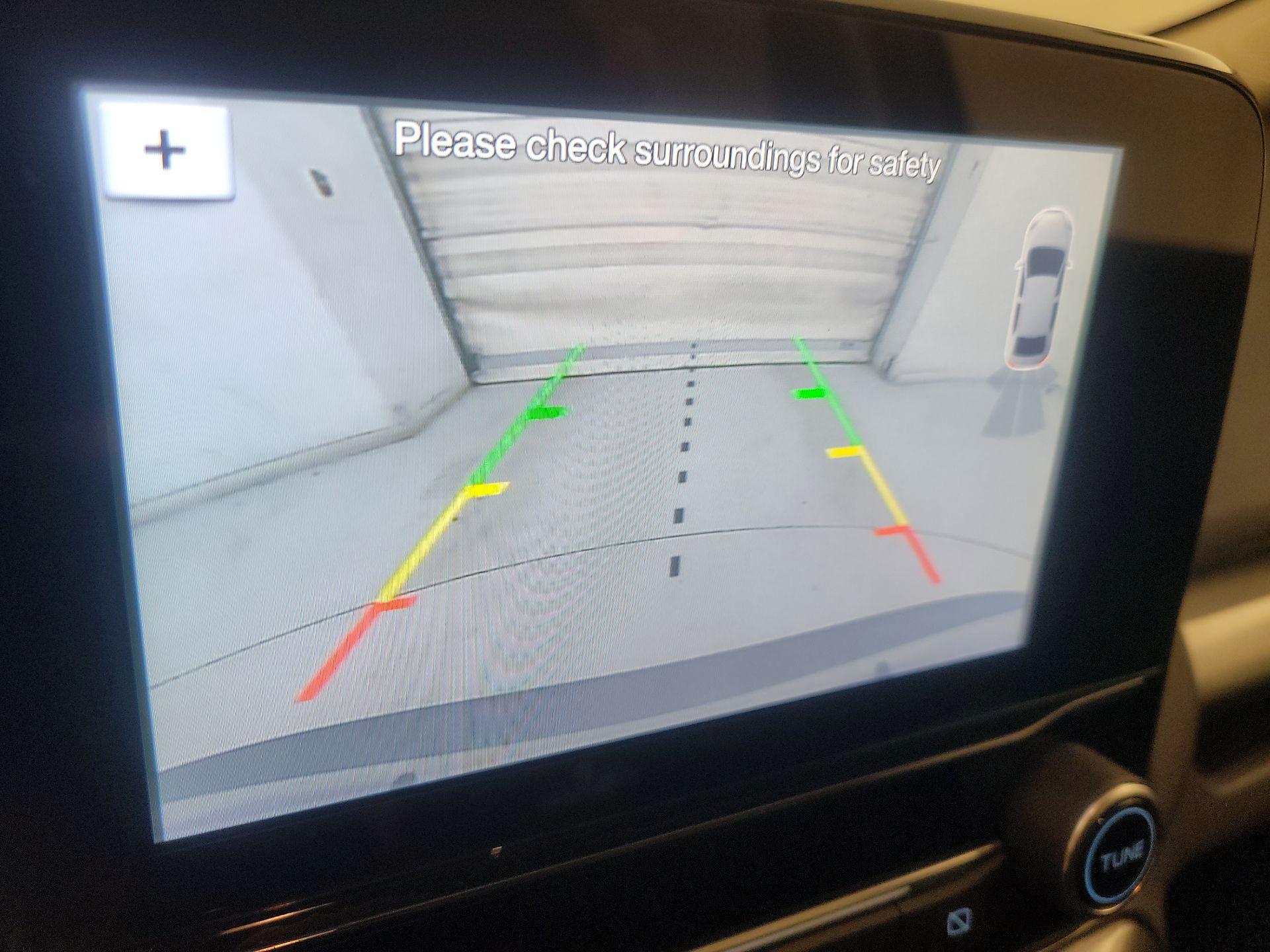 Thumbnail: 2018 Ford EcoSport - 14