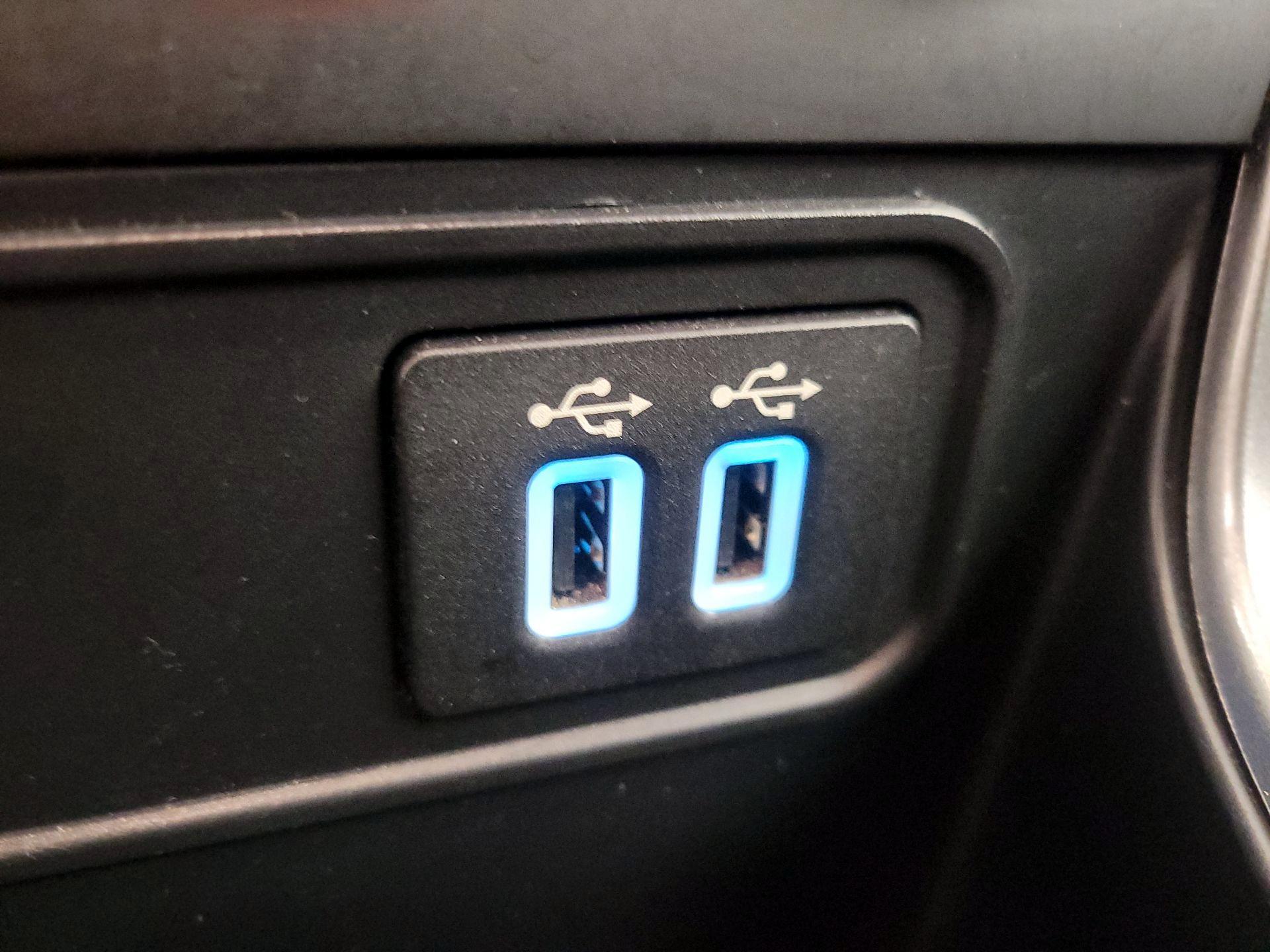 Thumbnail: 2018 Ford EcoSport - 18