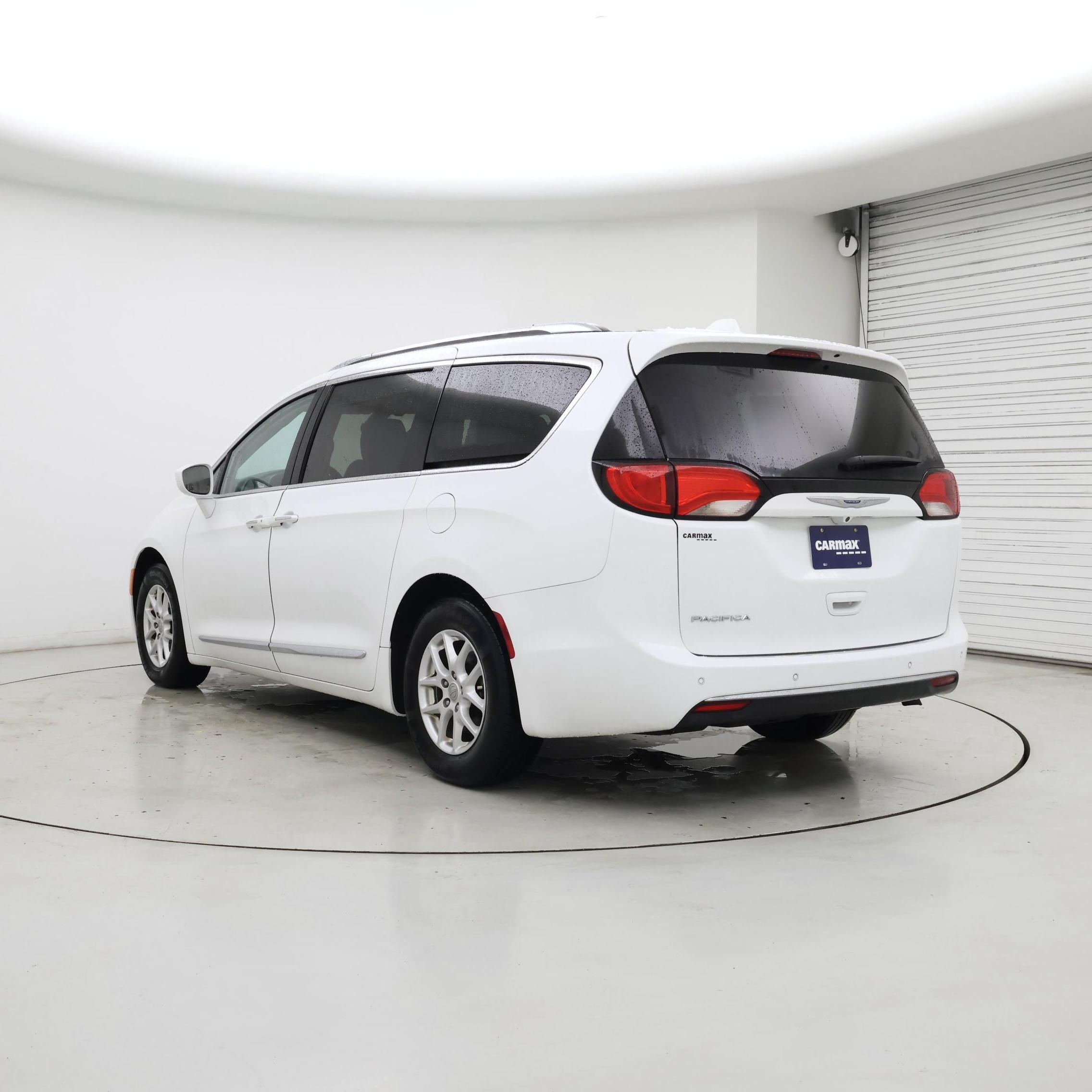 Thumbnail: 2020 Chrysler Pacifica - 2