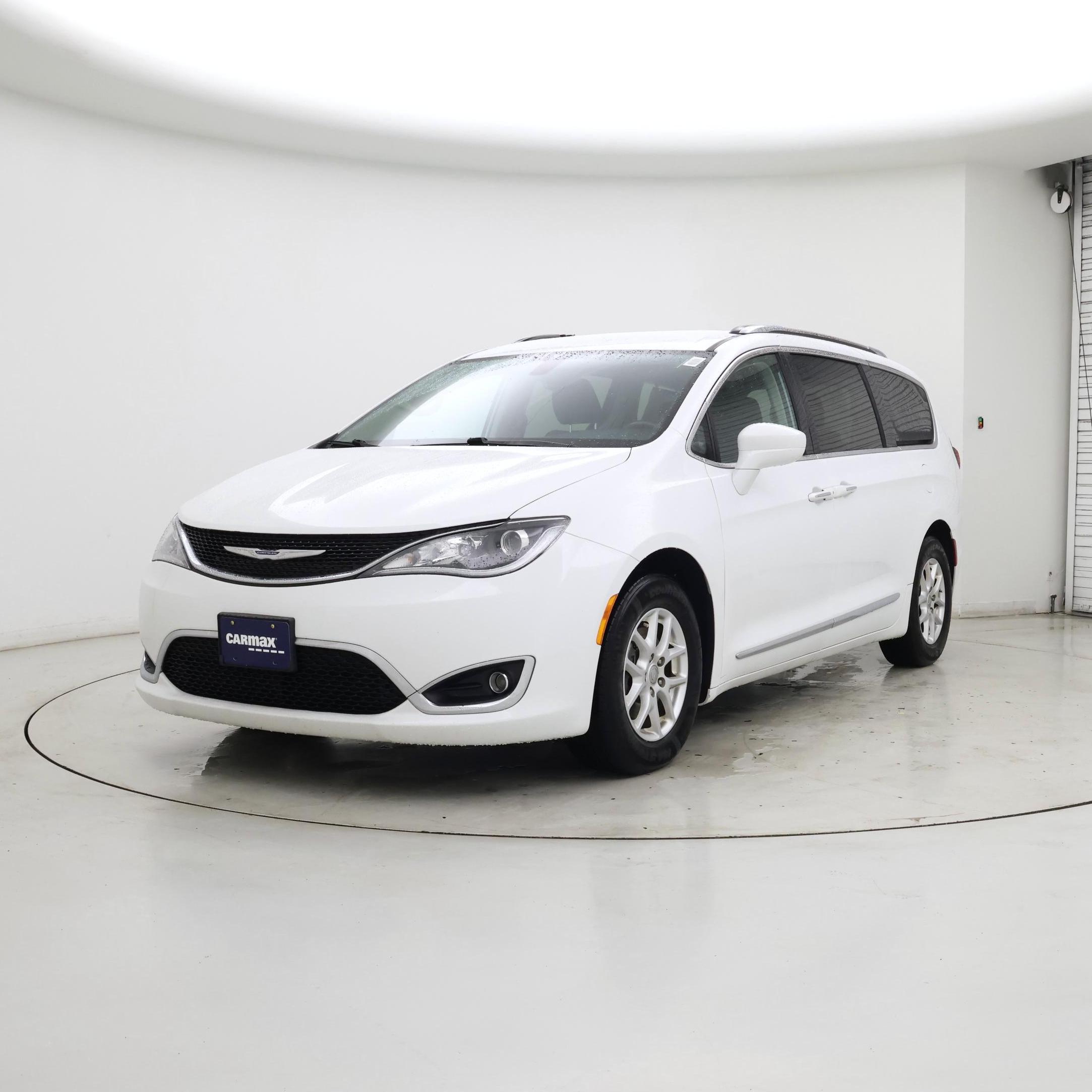 Thumbnail: 2020 Chrysler Pacifica - 4