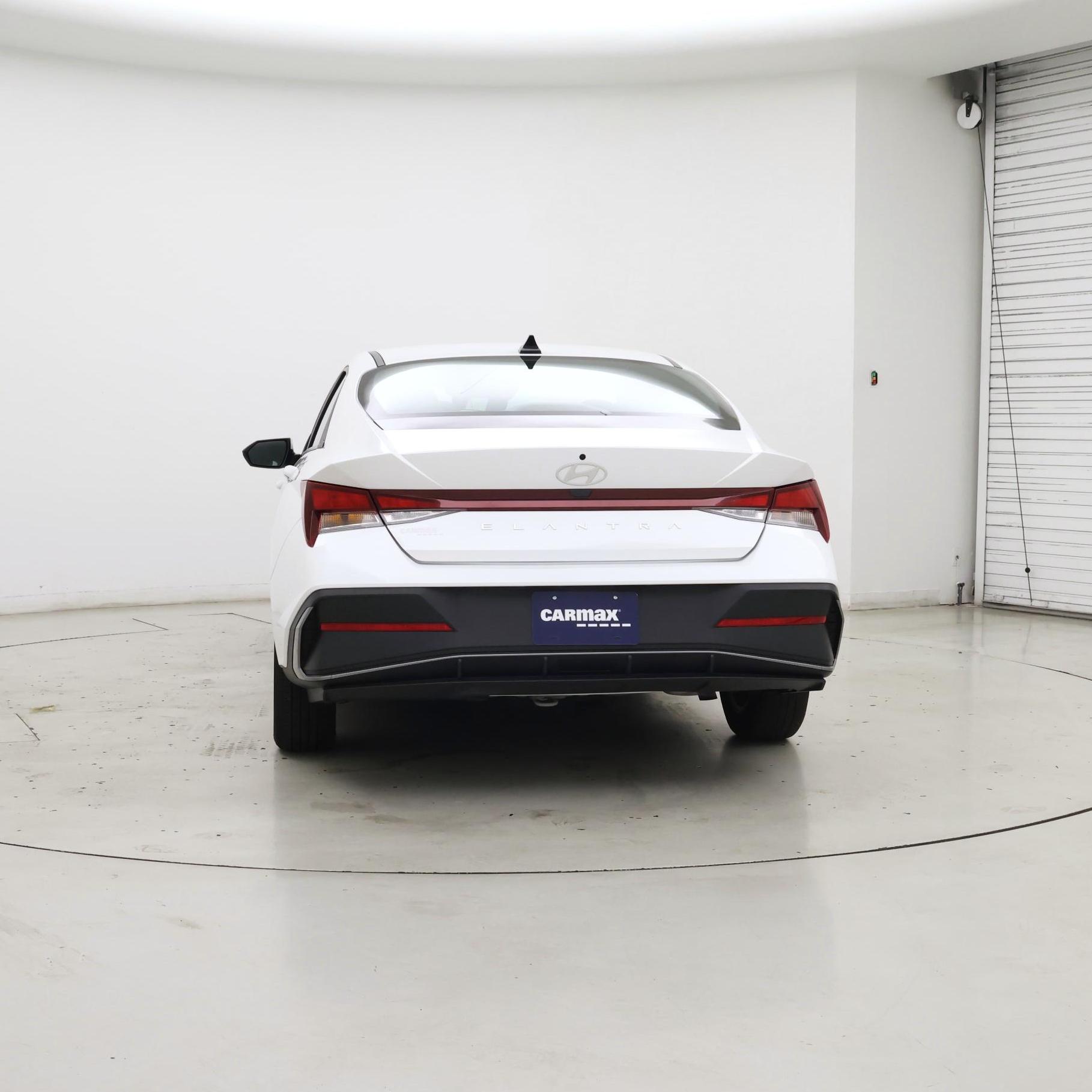 Thumbnail: 2024 Hyundai Elantra - 6