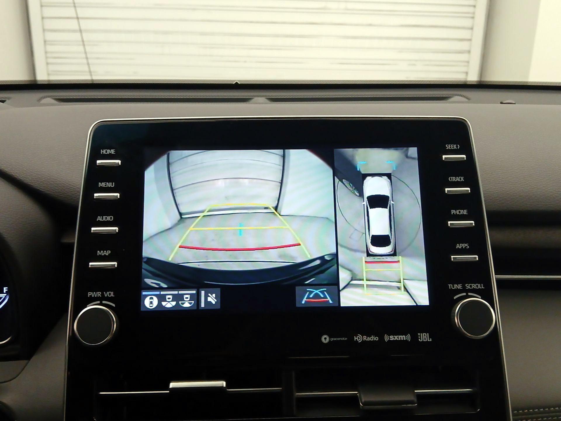 Thumbnail: 2020 Toyota Avalon - 15