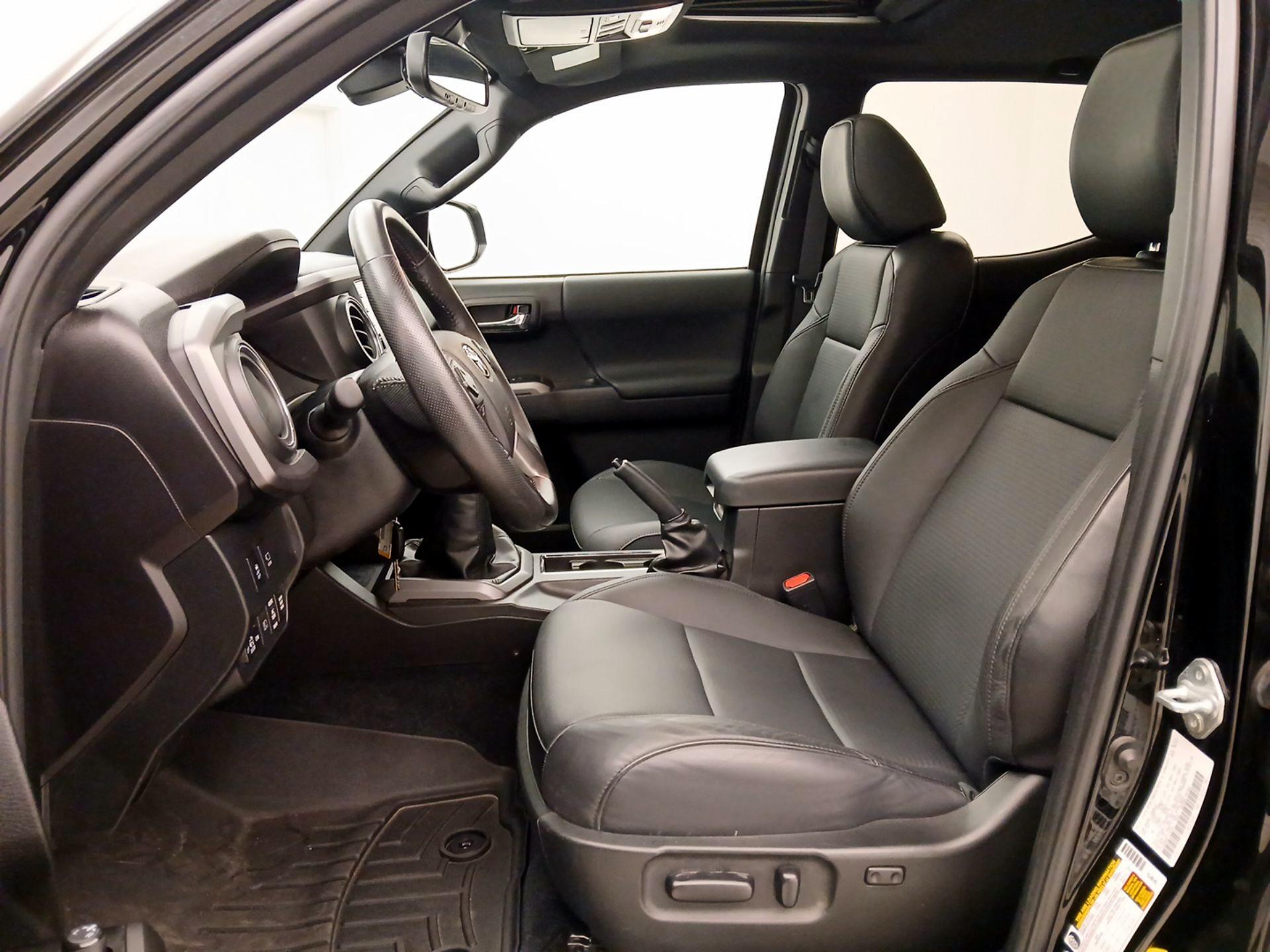 Thumbnail: 2023 Toyota Tacoma - 11