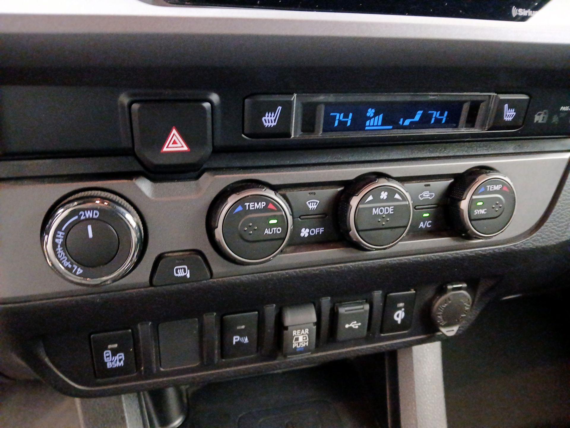 Thumbnail: 2023 Toyota Tacoma - 17