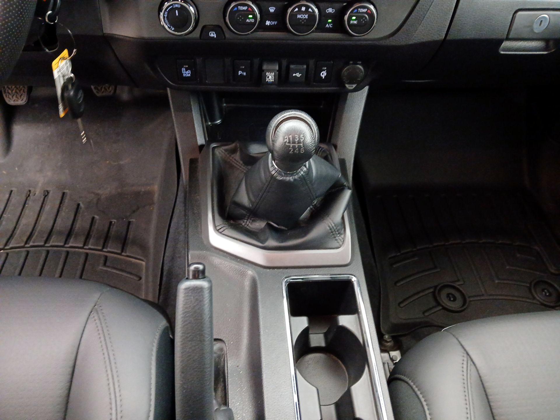 Thumbnail: 2023 Toyota Tacoma - 18