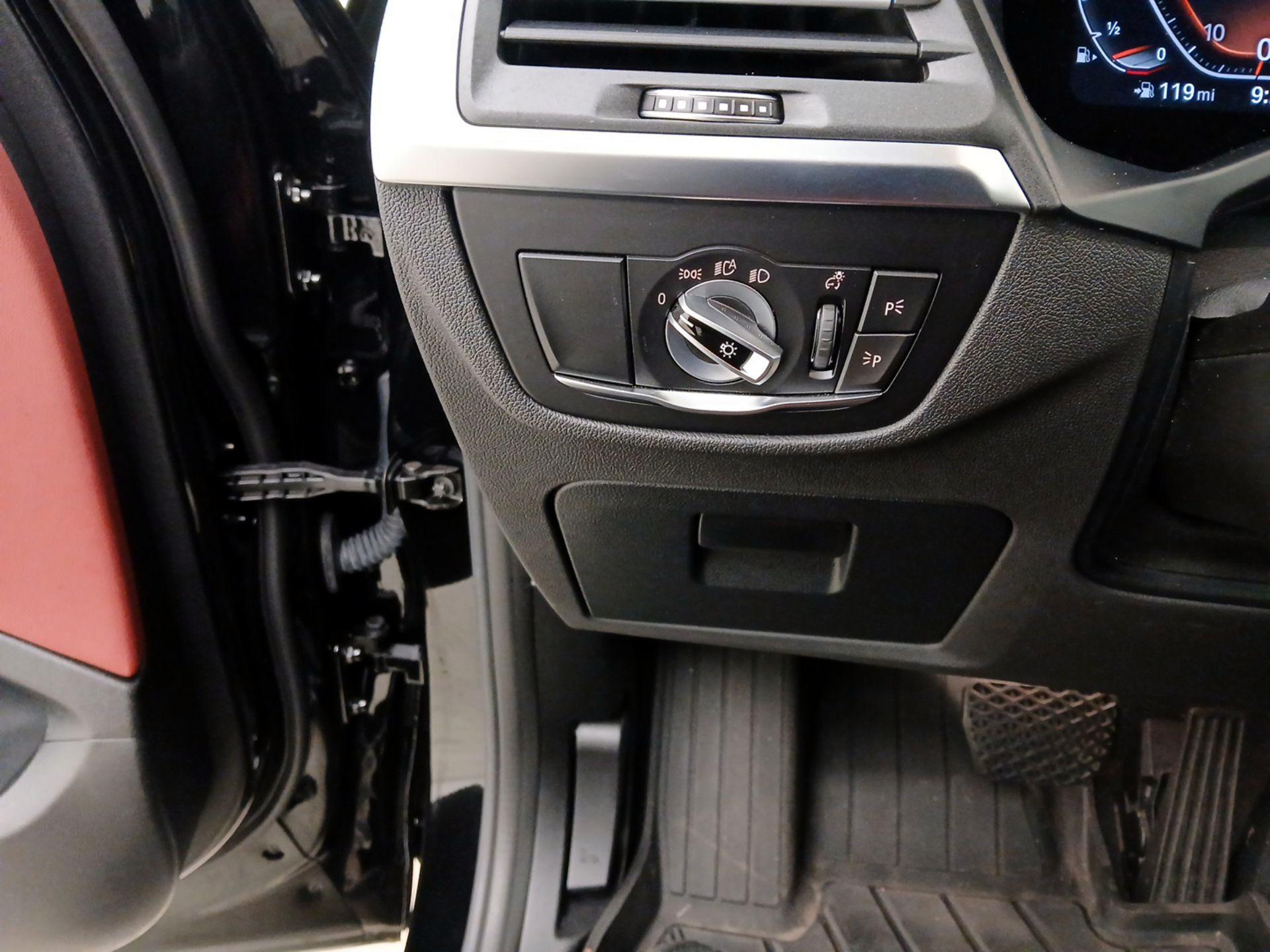 Thumbnail: 2024 BMW X3 - 13