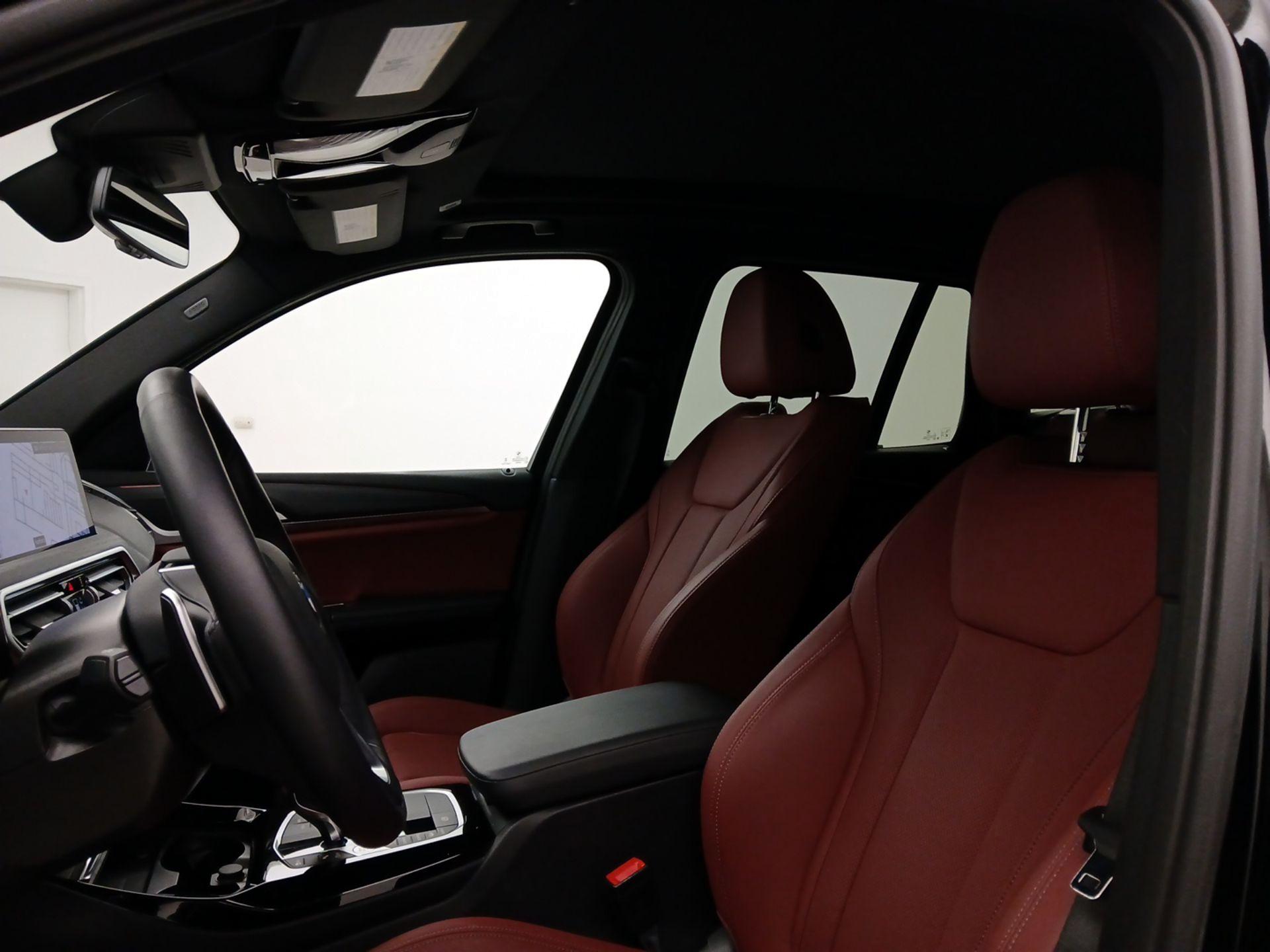 Thumbnail: 2024 BMW X3 - 20