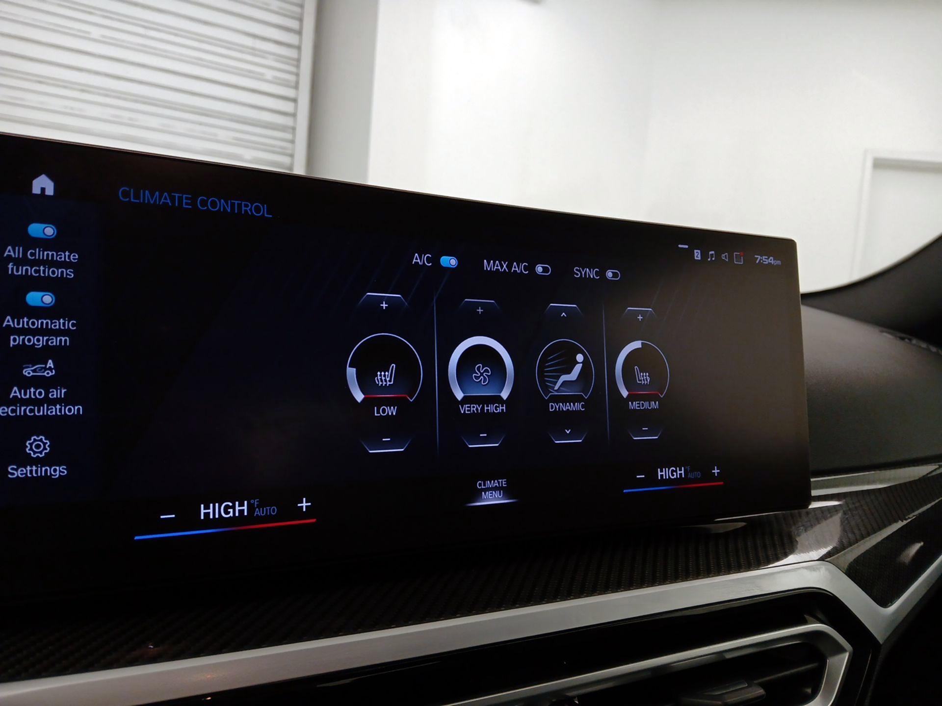 Thumbnail: 2024 BMW M2 - 17