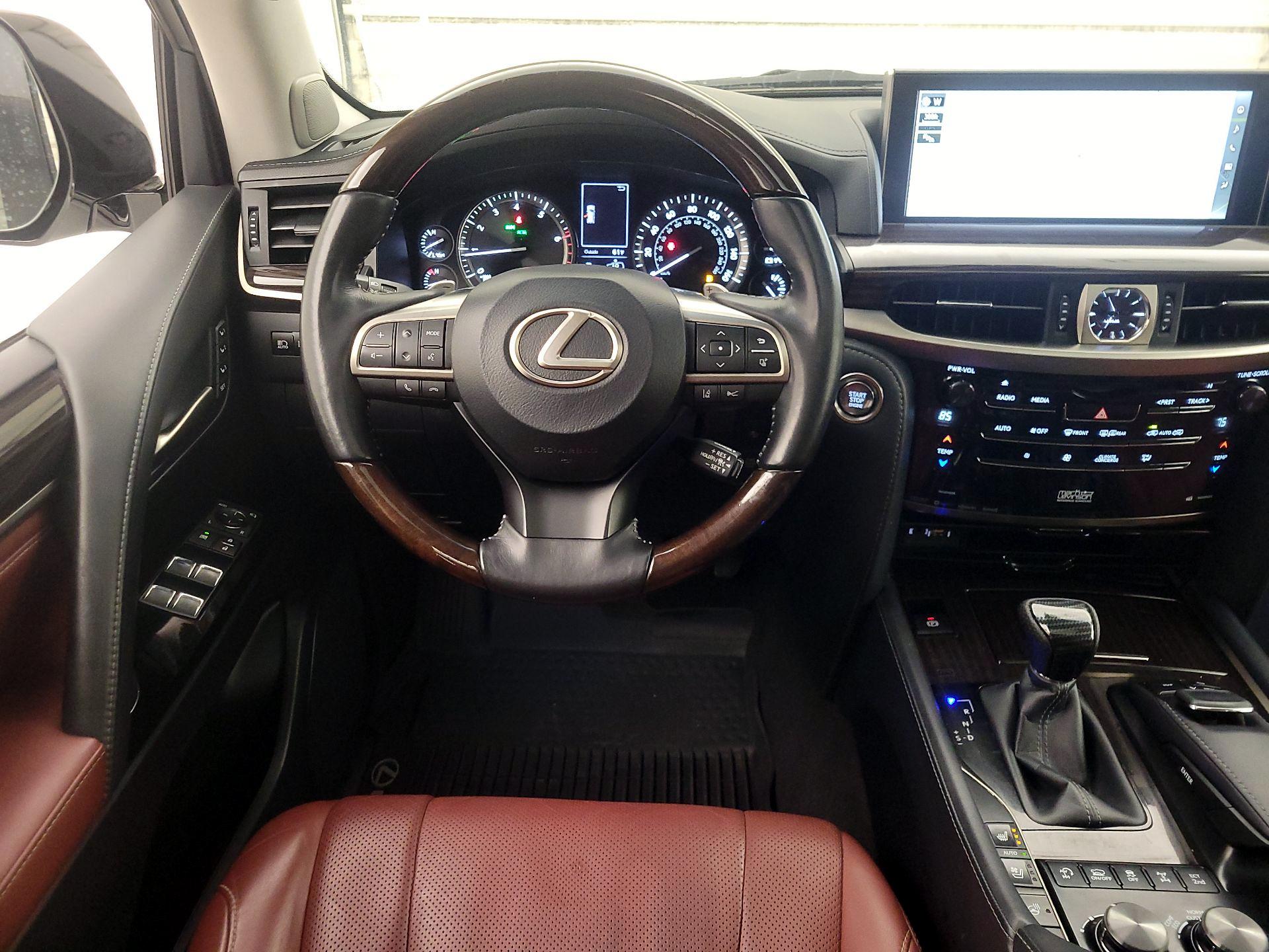 Thumbnail: 2019 Lexus LX - 10