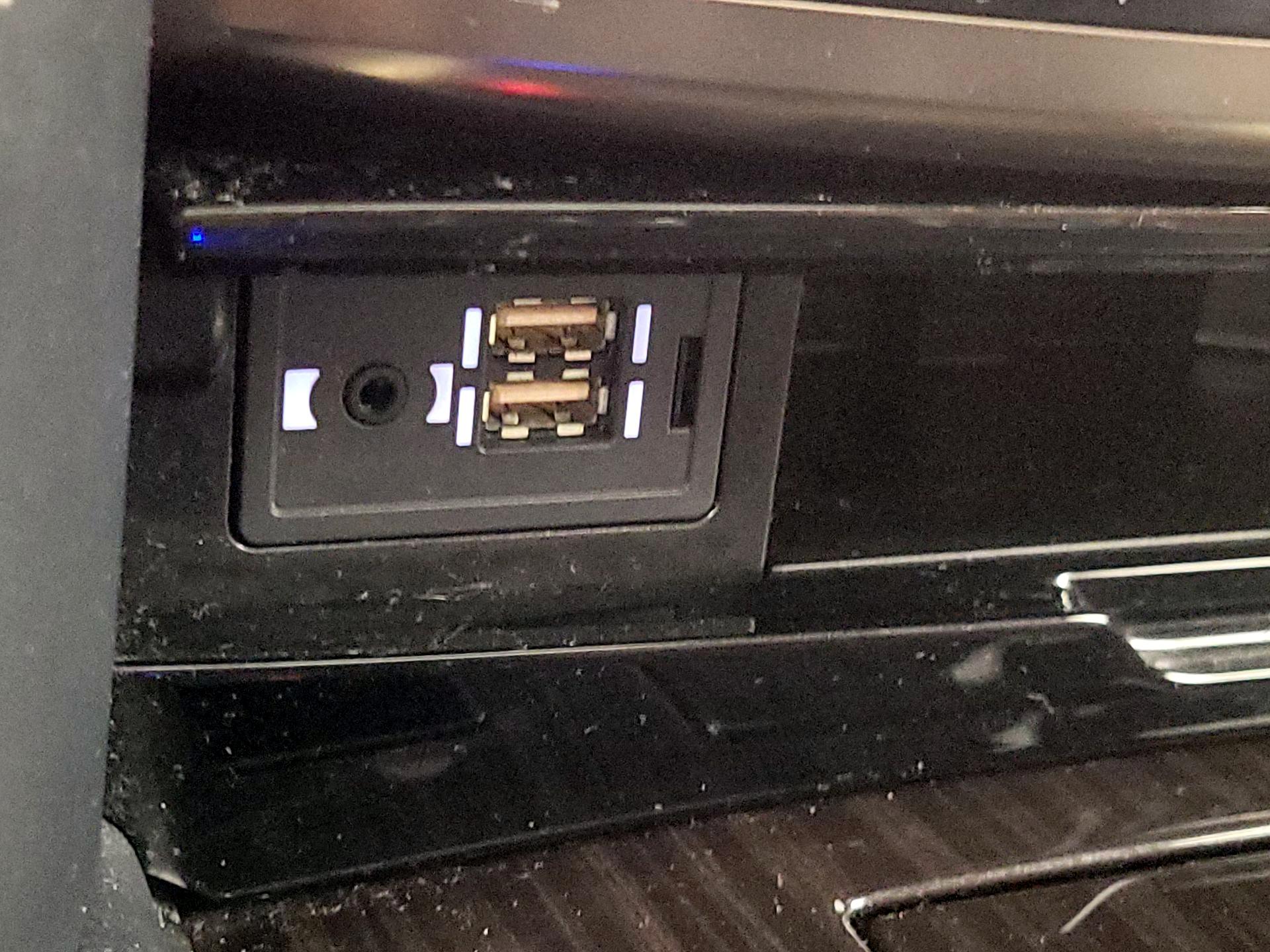 Thumbnail: 2019 Lexus LX - 18