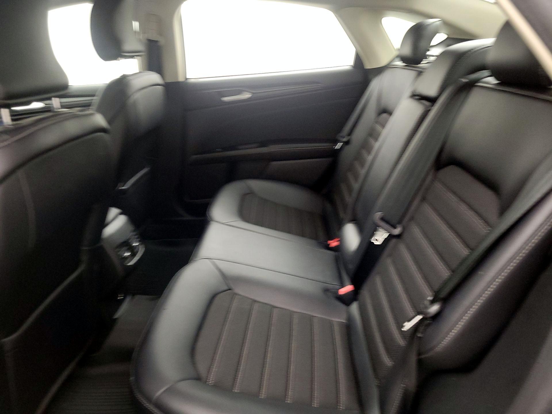 Thumbnail: 2018 Ford Fusion - 19