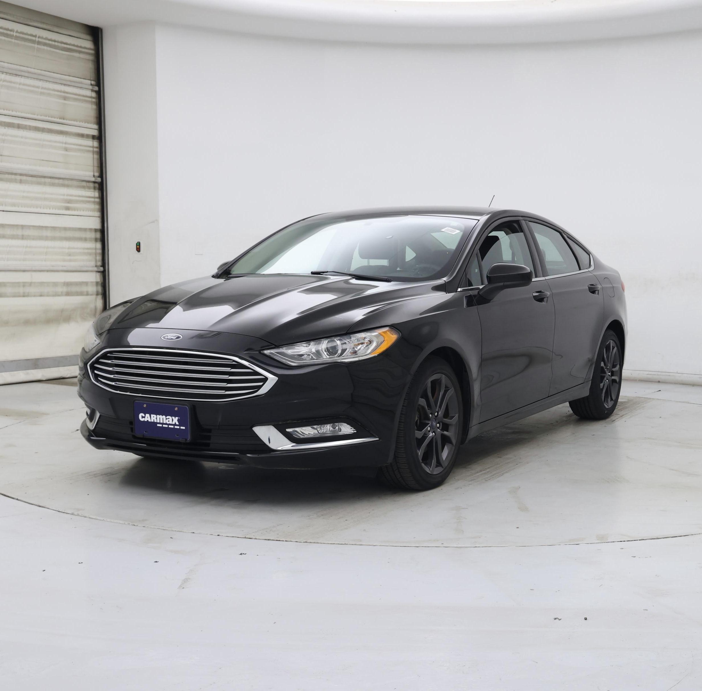 Thumbnail: 2018 Ford Fusion - 4