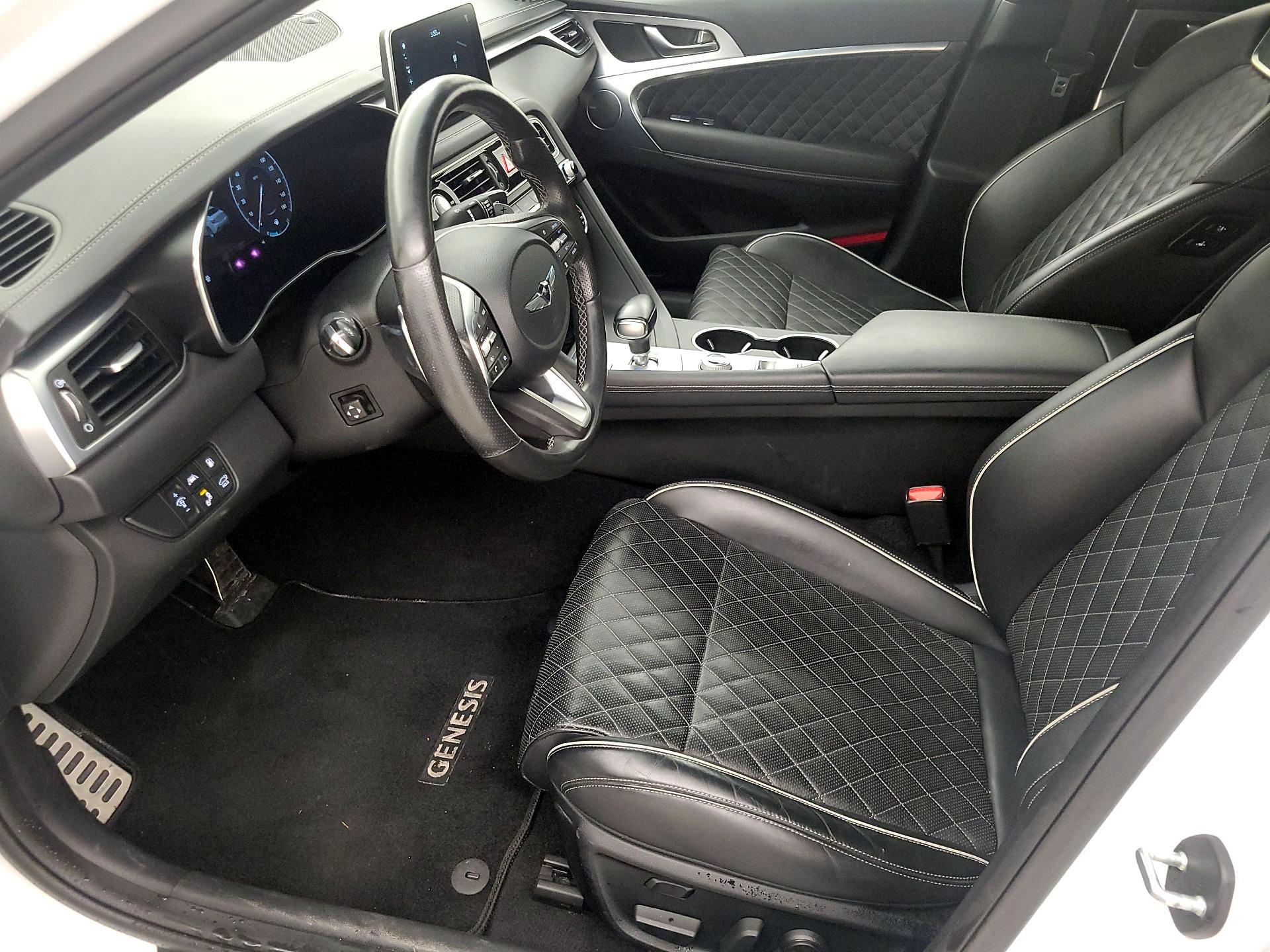 Thumbnail: 2021 Genesis G70 - 11