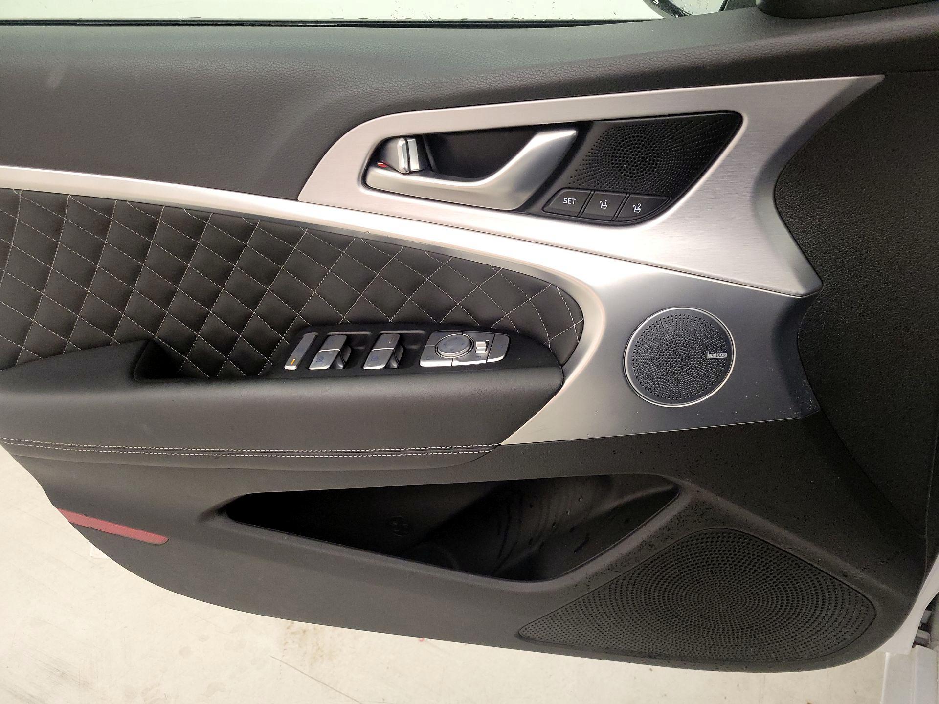 Thumbnail: 2021 Genesis G70 - 12