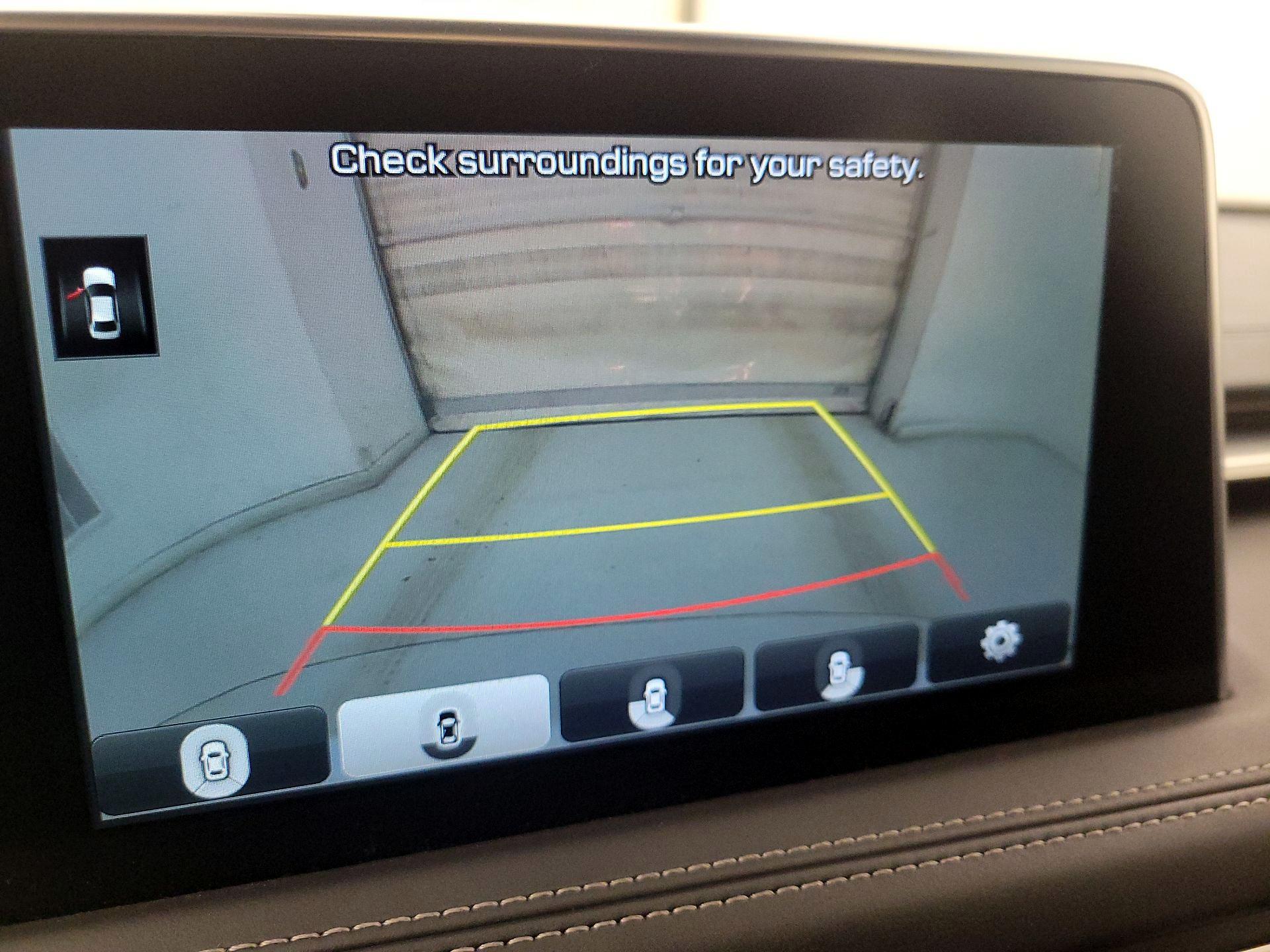 Thumbnail: 2021 Genesis G70 - 15