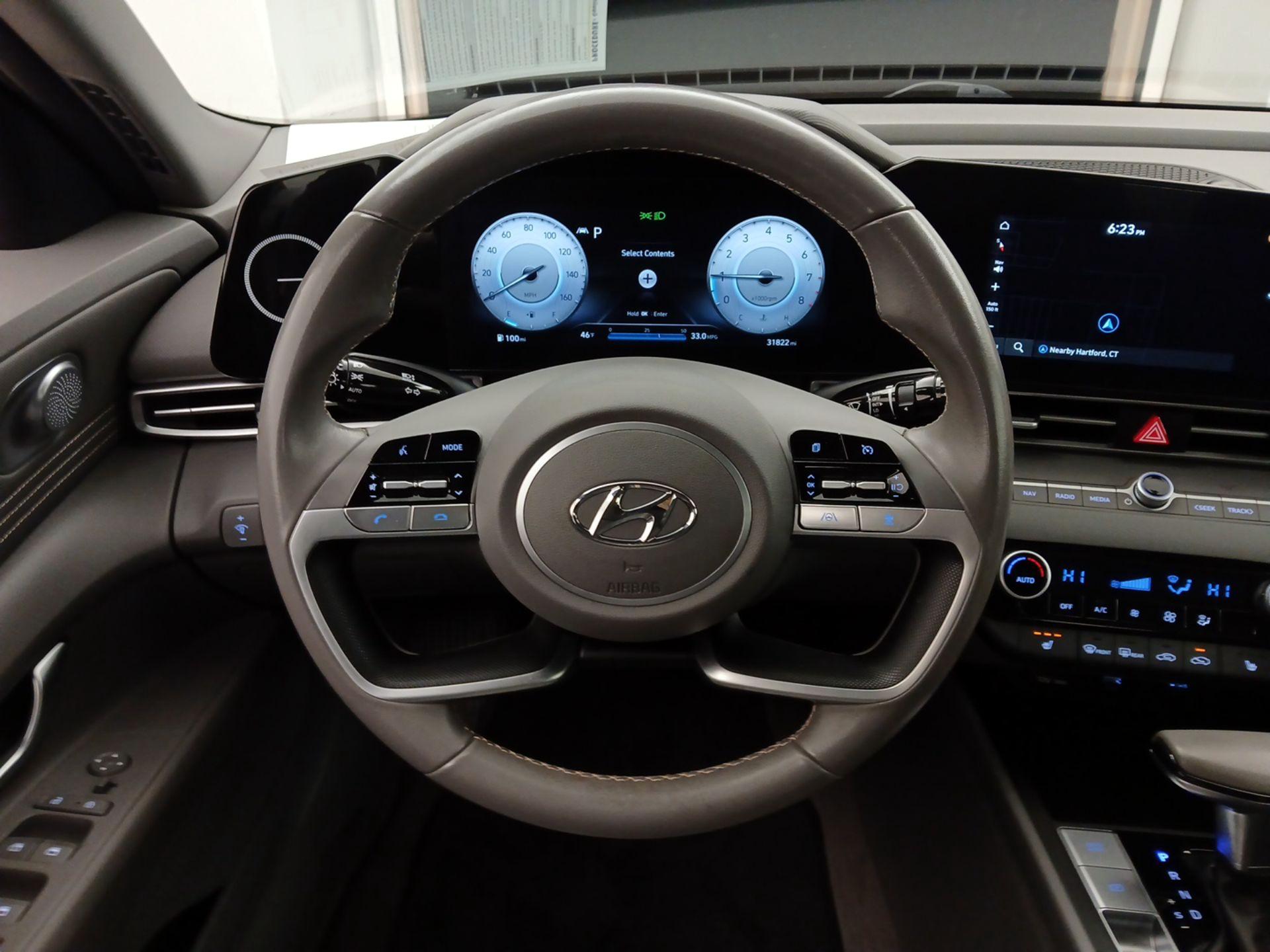 Thumbnail: 2023 Hyundai Elantra - 10