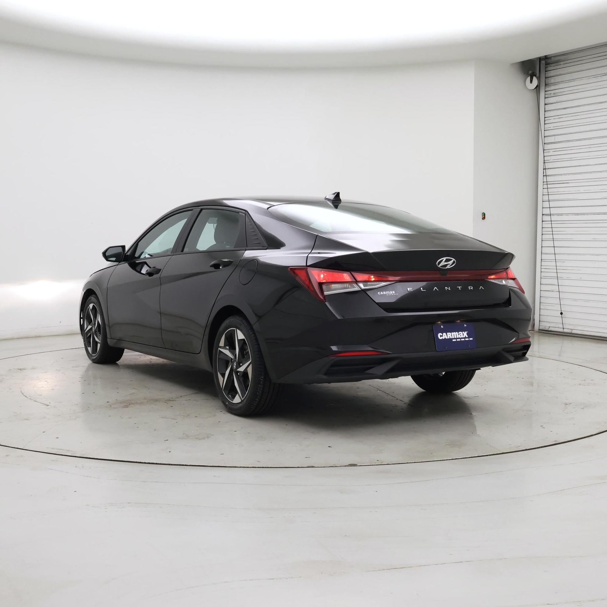 Thumbnail: 2023 Hyundai Elantra - 2