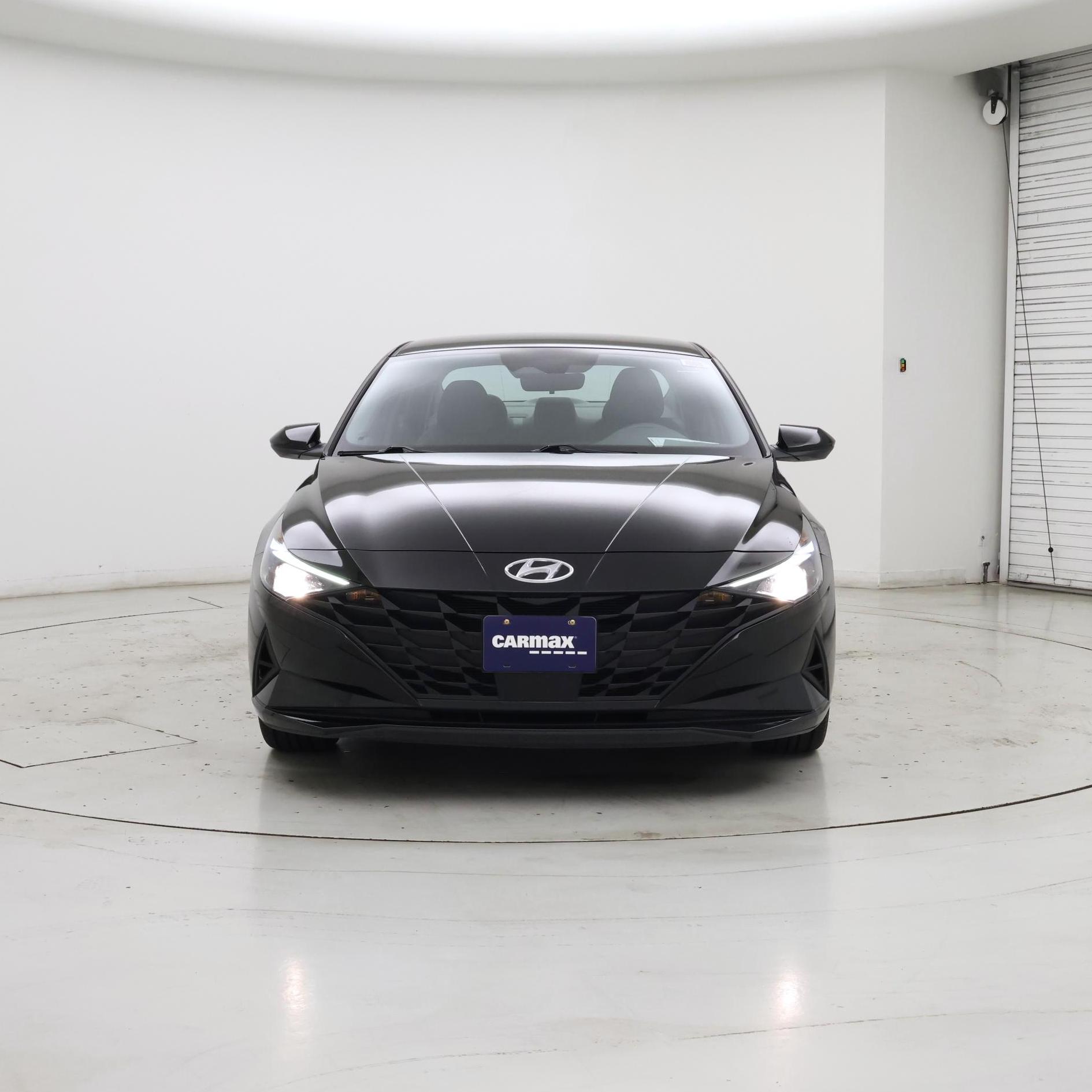 Thumbnail: 2023 Hyundai Elantra - 5