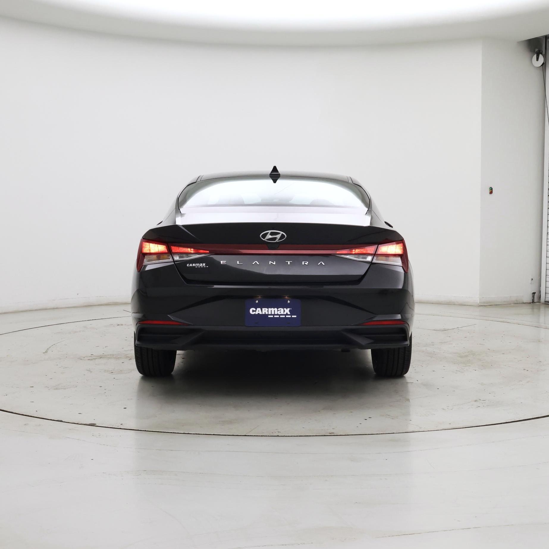 Thumbnail: 2023 Hyundai Elantra - 6