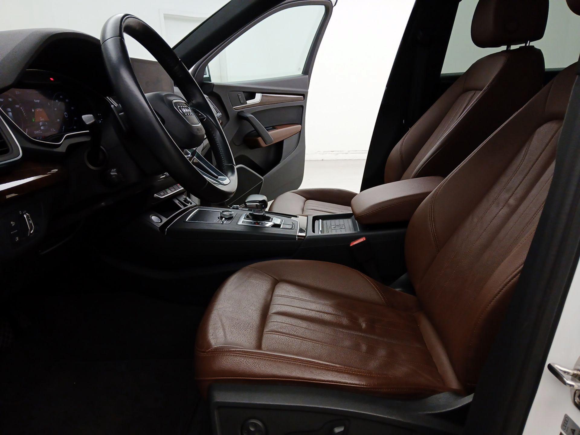 Thumbnail: 2020 Audi Q5 - 11