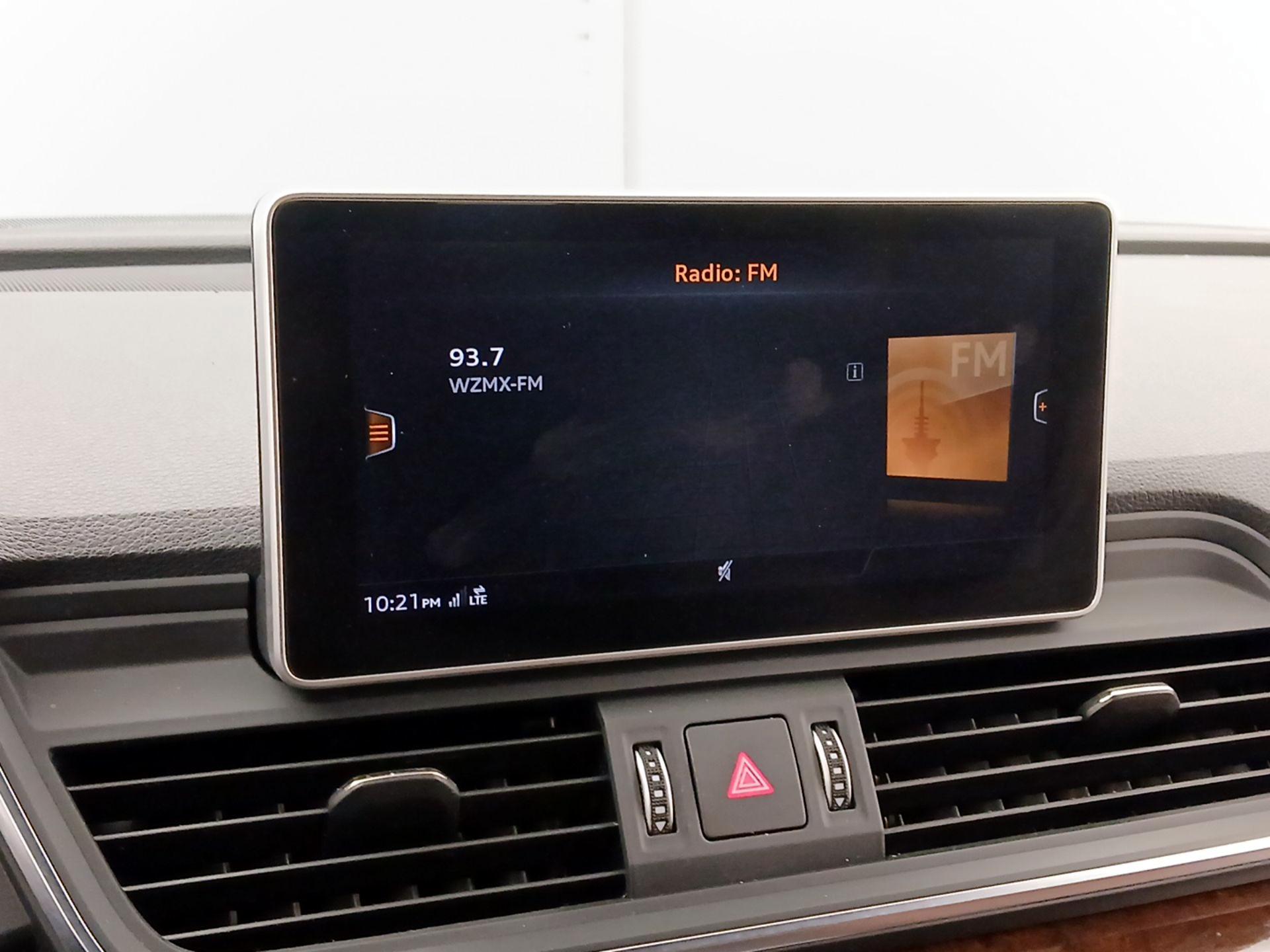 Thumbnail: 2020 Audi Q5 - 16