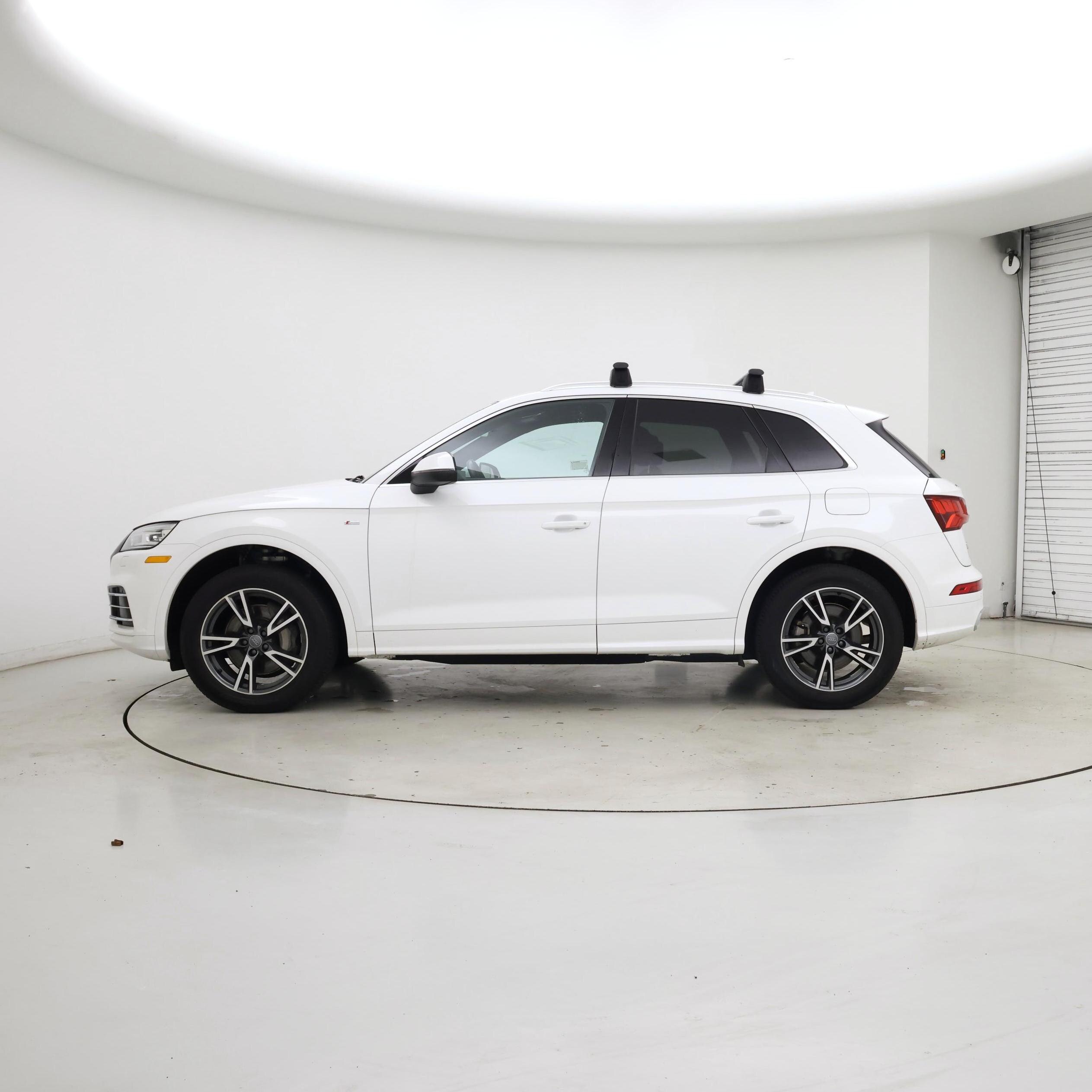 Thumbnail: 2020 Audi Q5 - 3