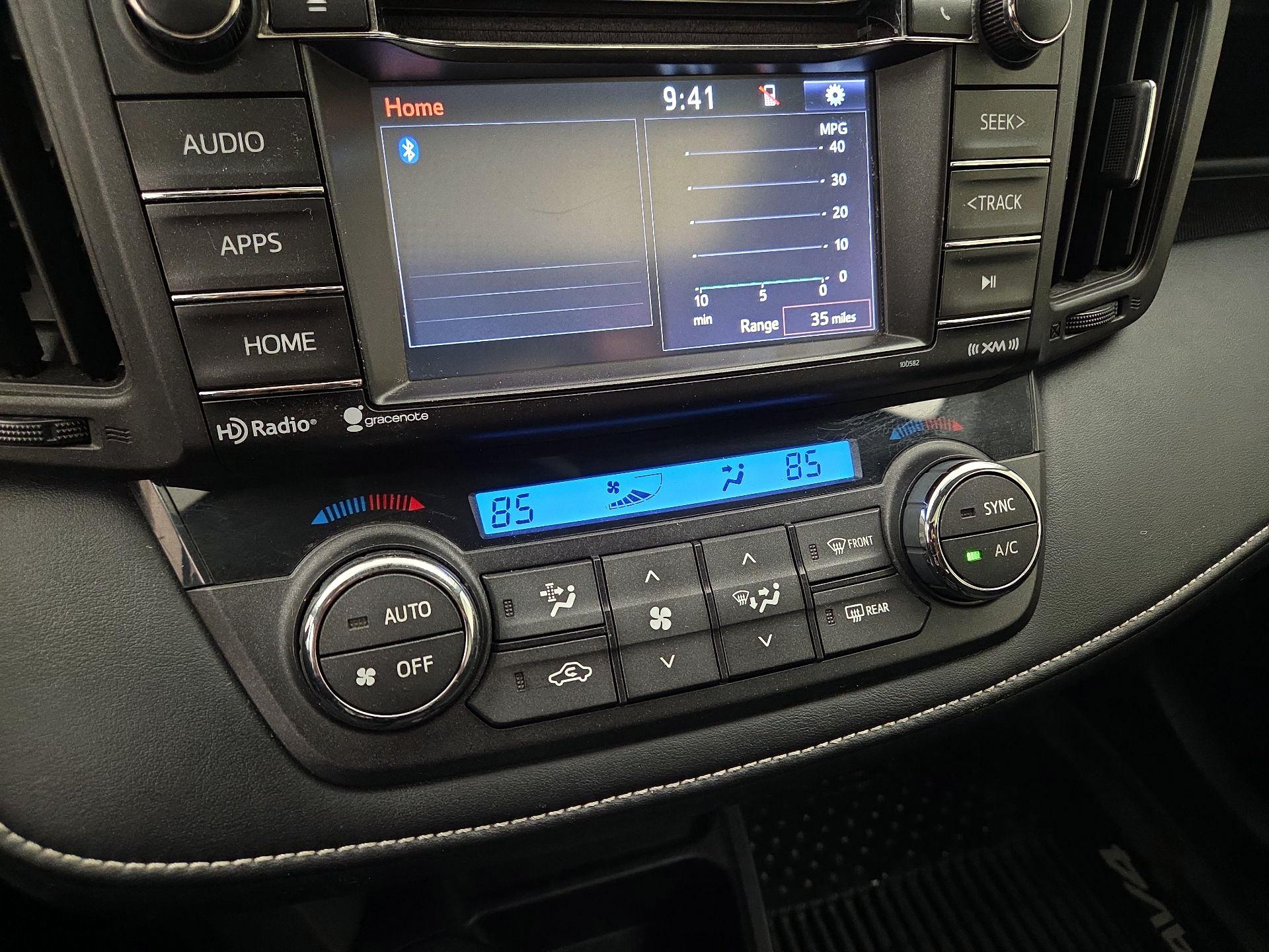 Thumbnail: 2016 Toyota RAV4 - 16