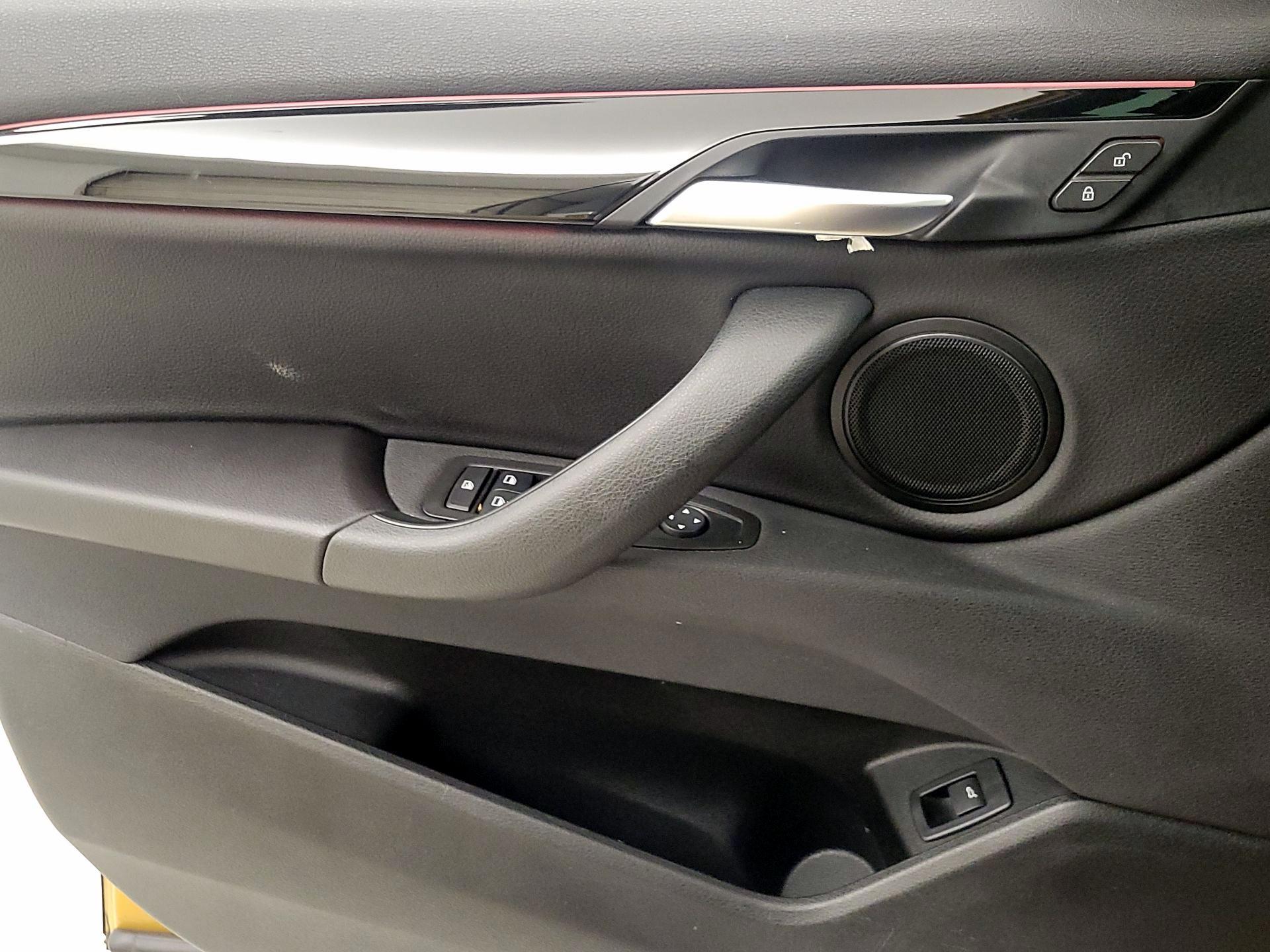 Thumbnail: 2018 BMW X2 - 12