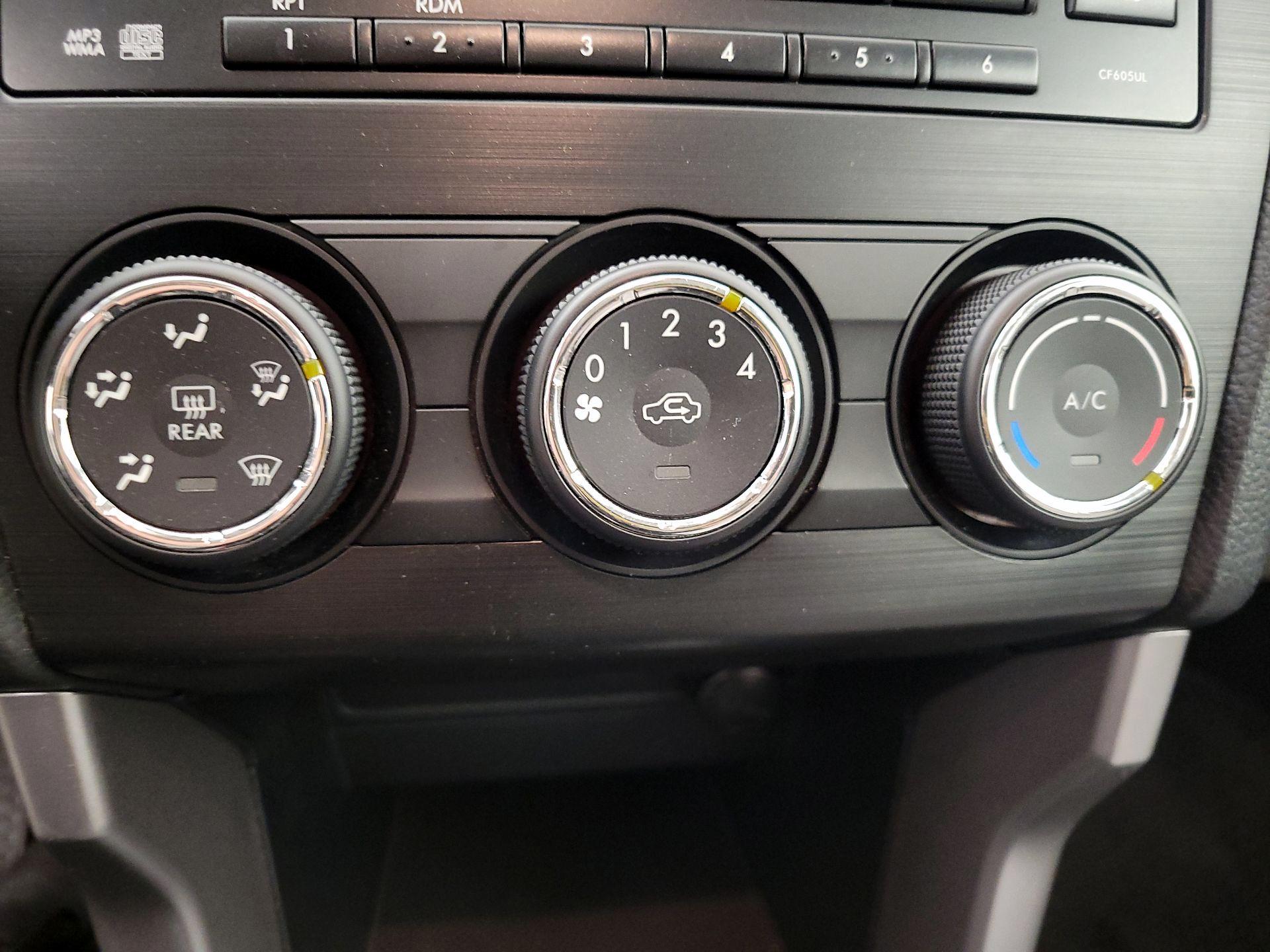 Thumbnail: 2015 Subaru Forester - 15